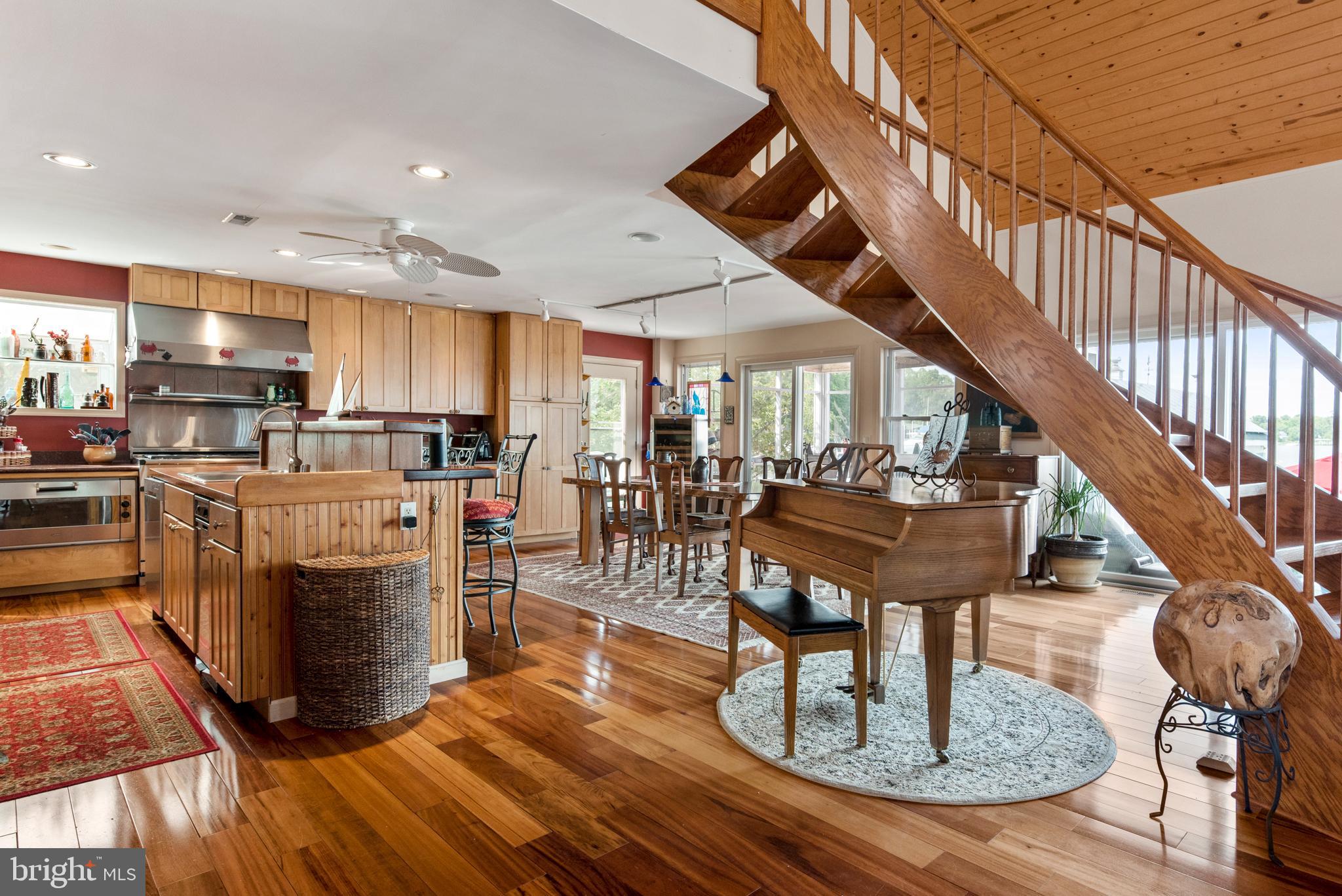 OAKWOOD - Residential