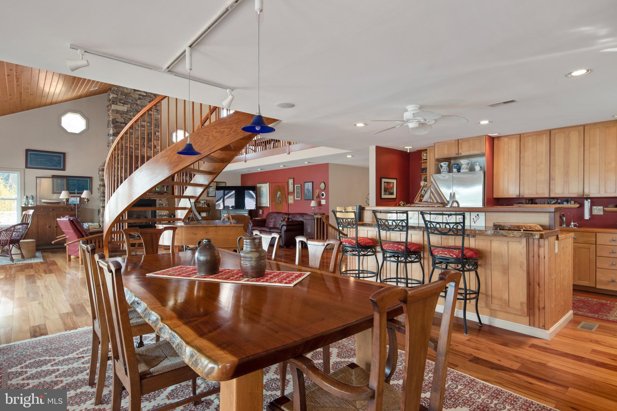 OAKWOOD - Residential