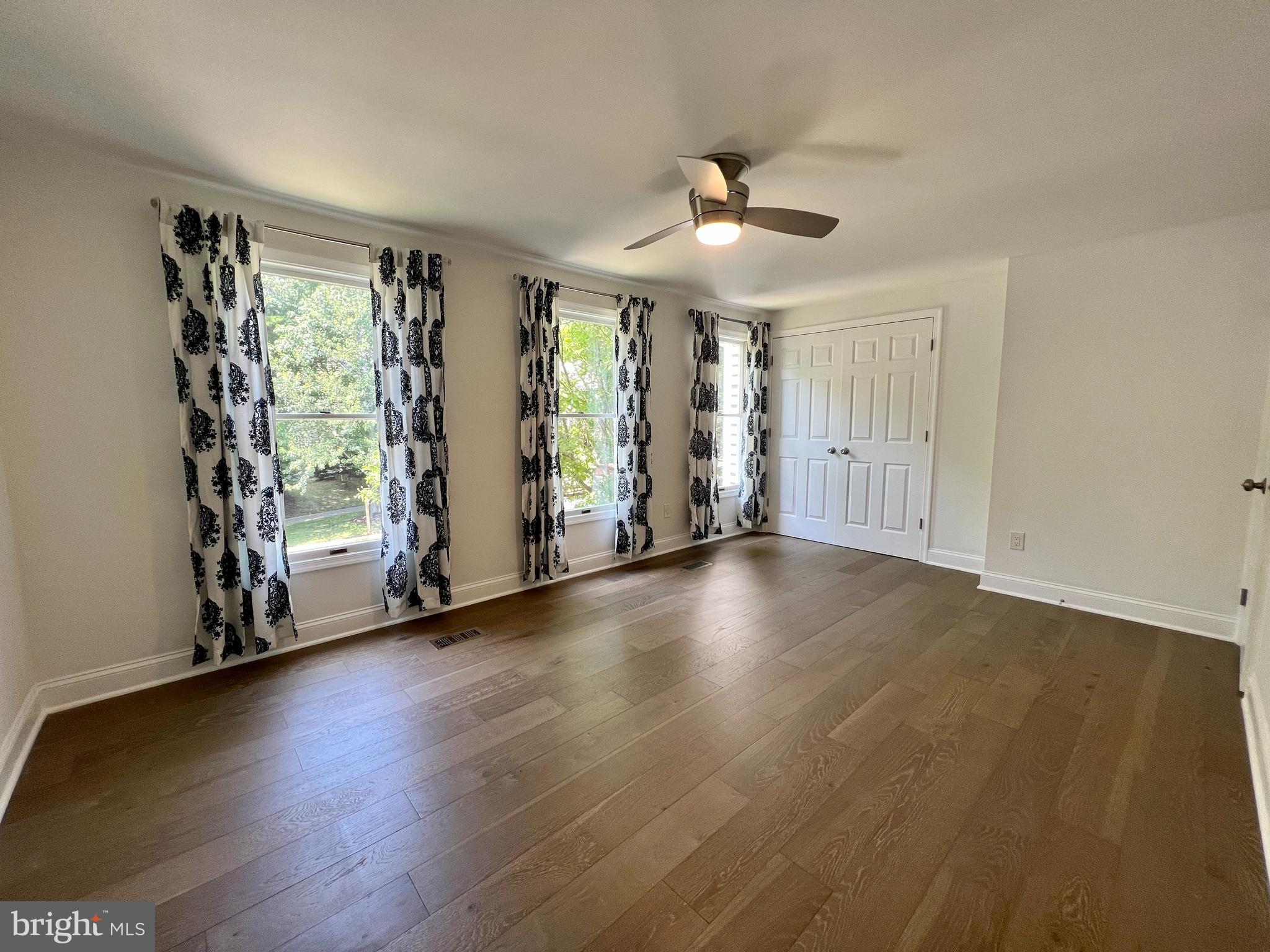 RESTON - Residential Lease