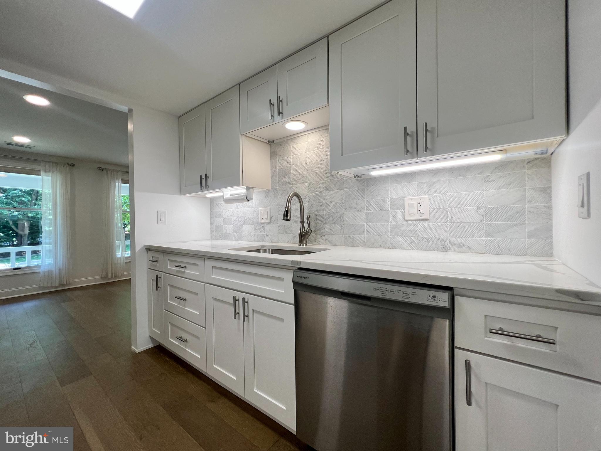 RESTON - Residential Lease