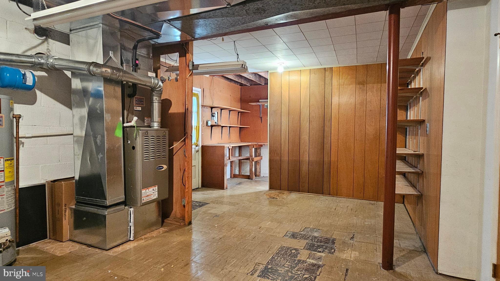 TEMPLE HILLS - Residential