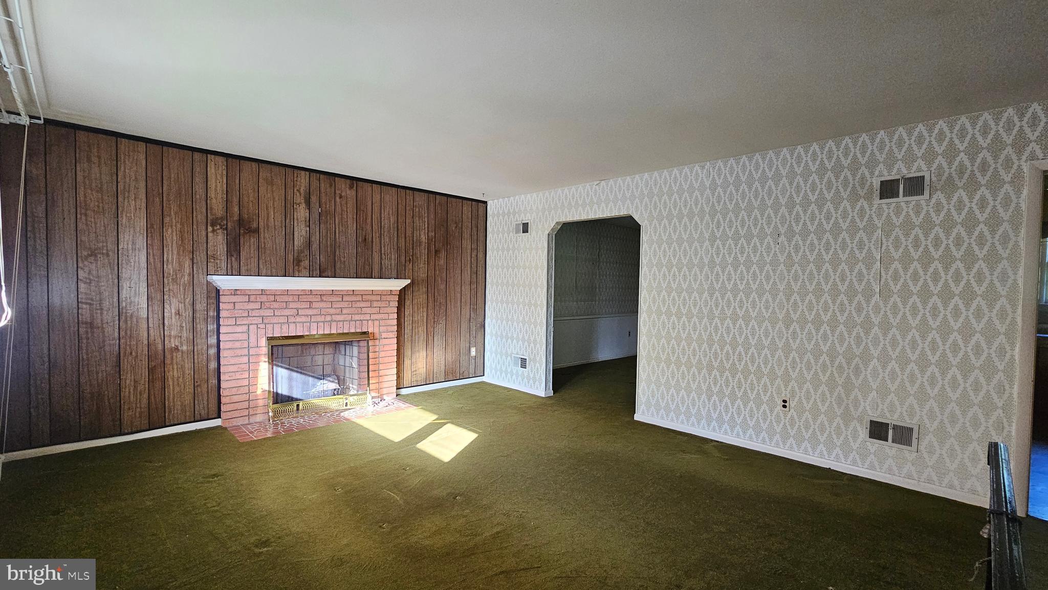 TEMPLE HILLS - Residential