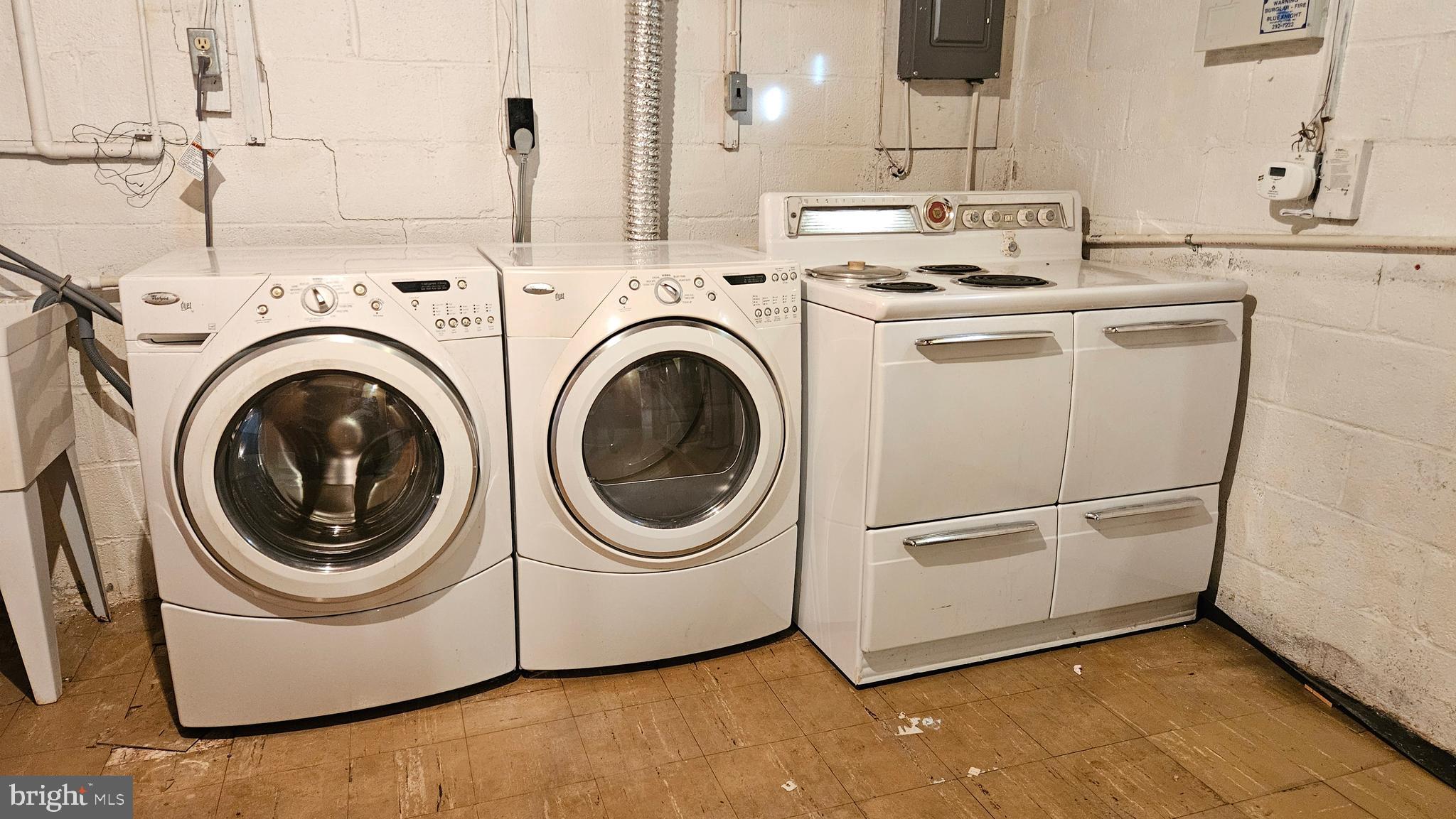 TEMPLE HILLS - Residential