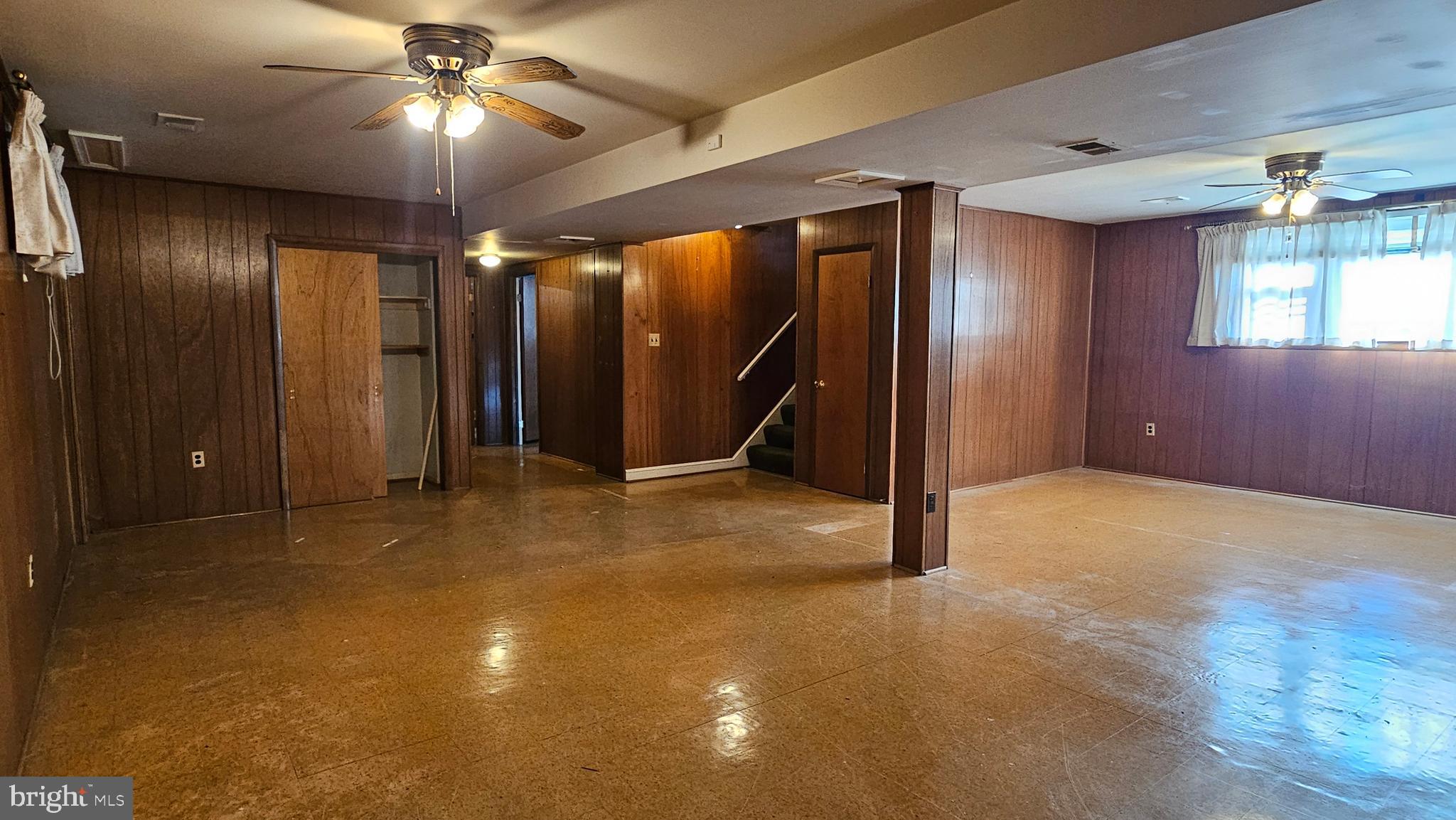 TEMPLE HILLS - Residential