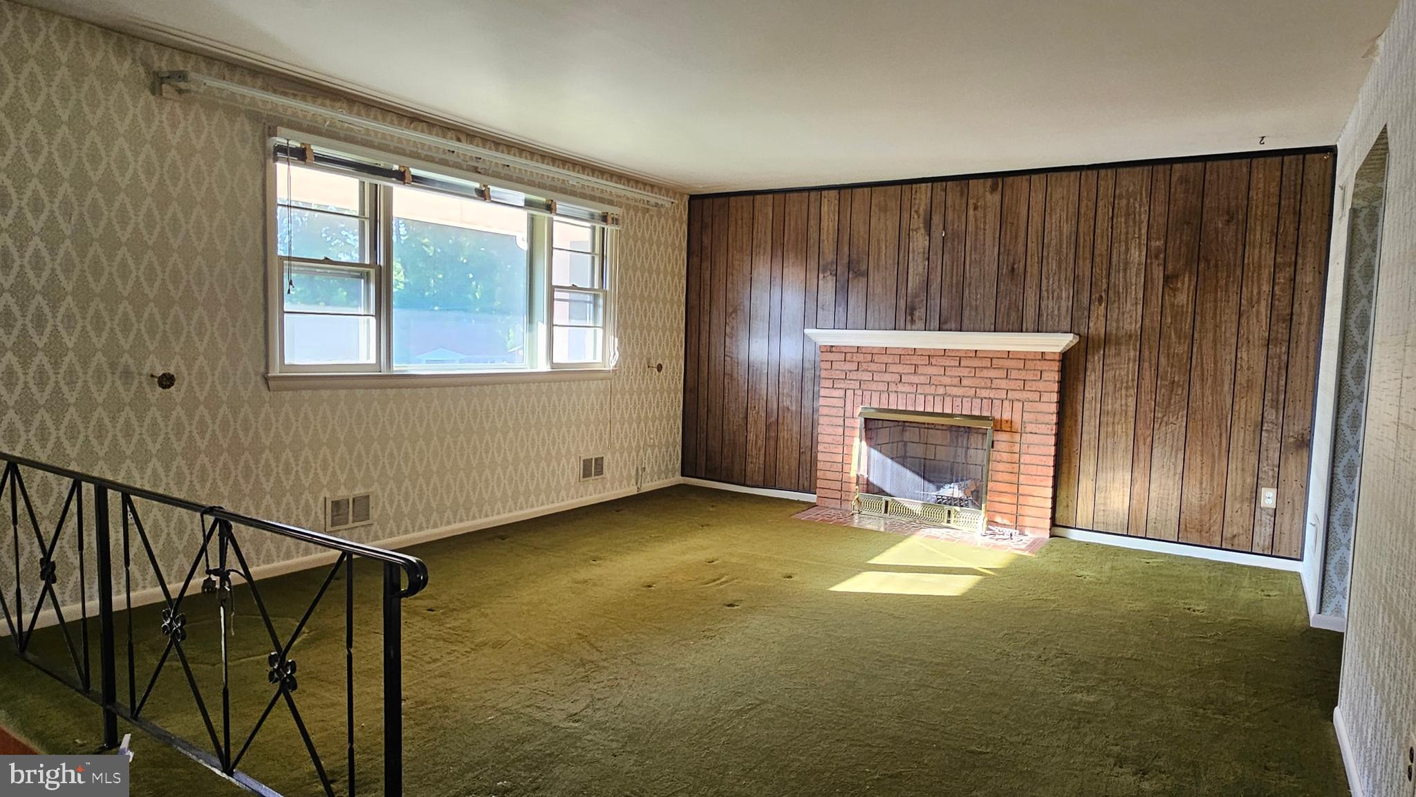 TEMPLE HILLS - Residential