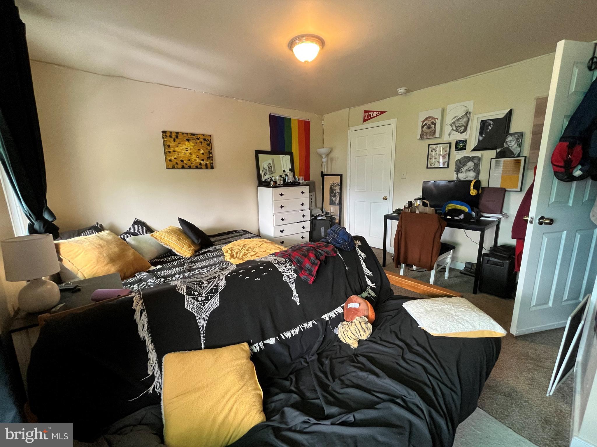 TEMPLE UNIVERSITY - Residential Lease