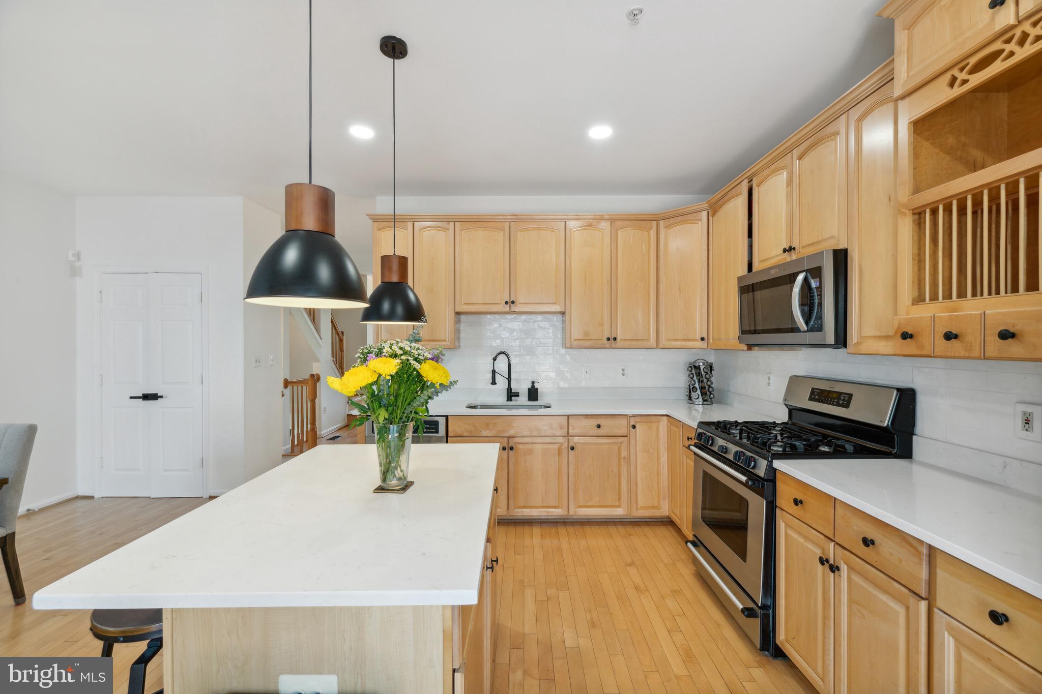 WOODVIEW VILLAGE WEST - Residential Lease