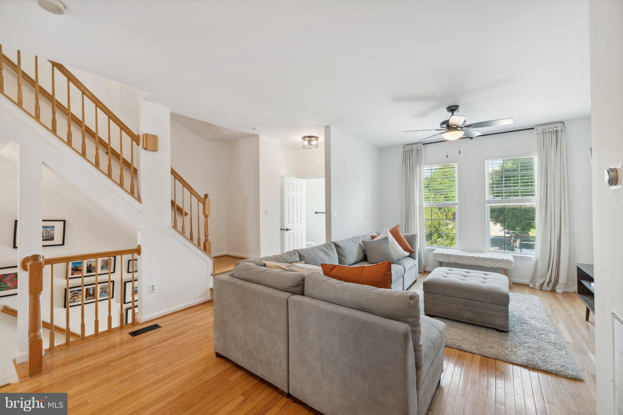 WOODVIEW VILLAGE WEST - Residential Lease