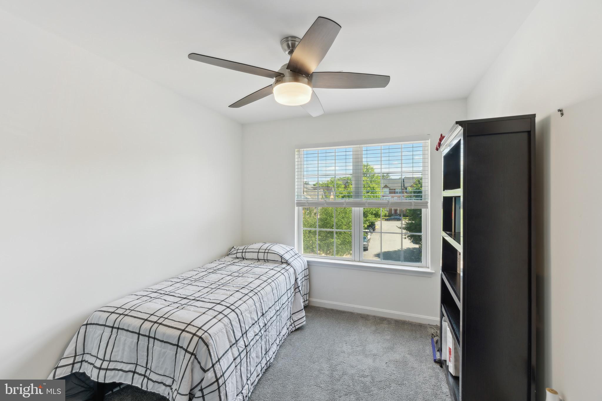 WOODVIEW VILLAGE WEST - Residential Lease