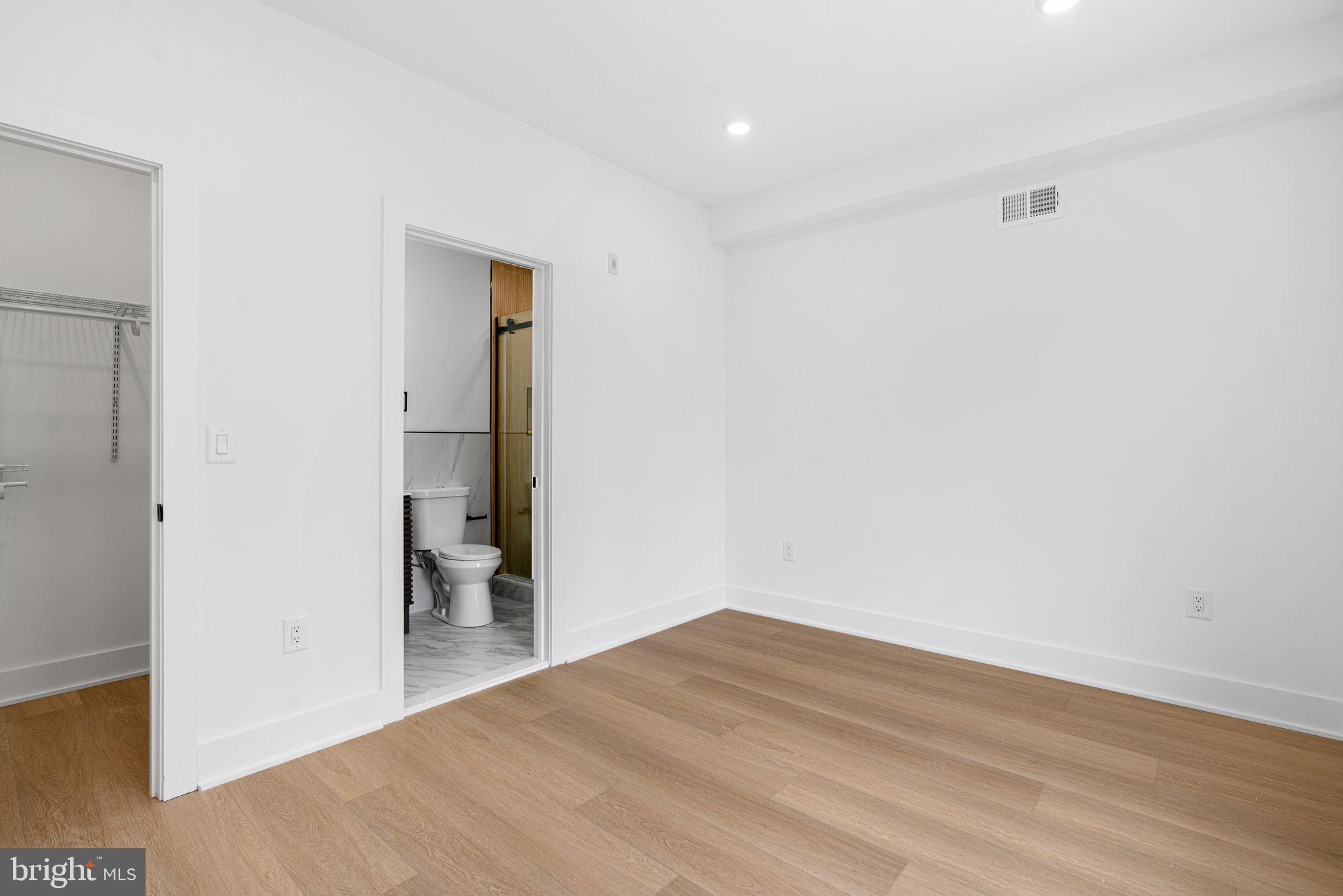 WEST KENSINGTON - Residential Income