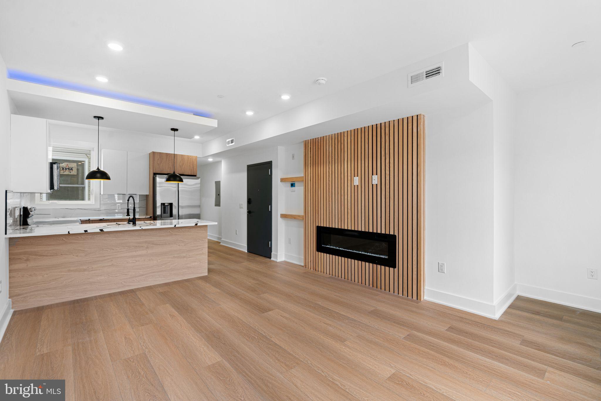 WEST KENSINGTON - Residential Income