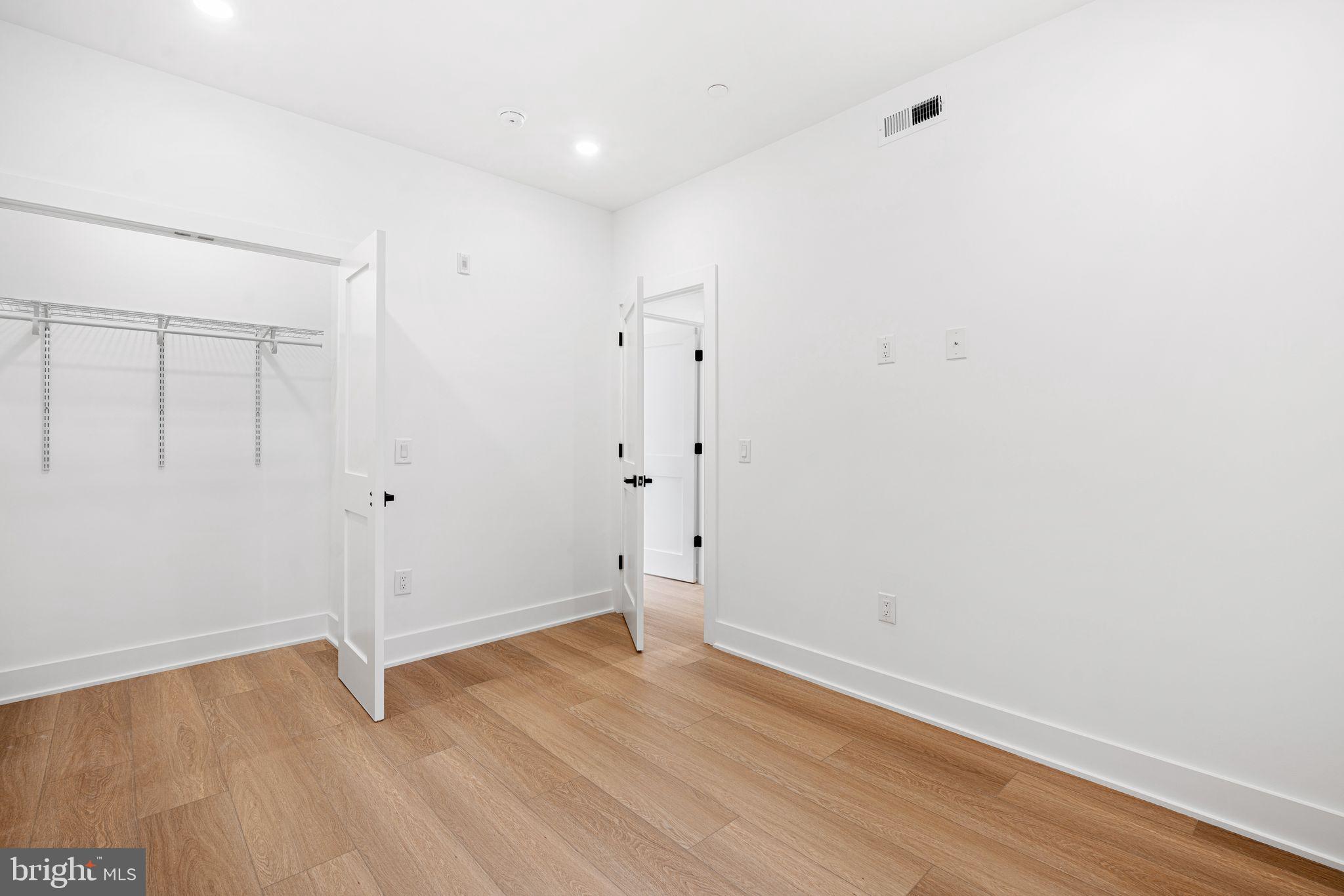 WEST KENSINGTON - Residential Income