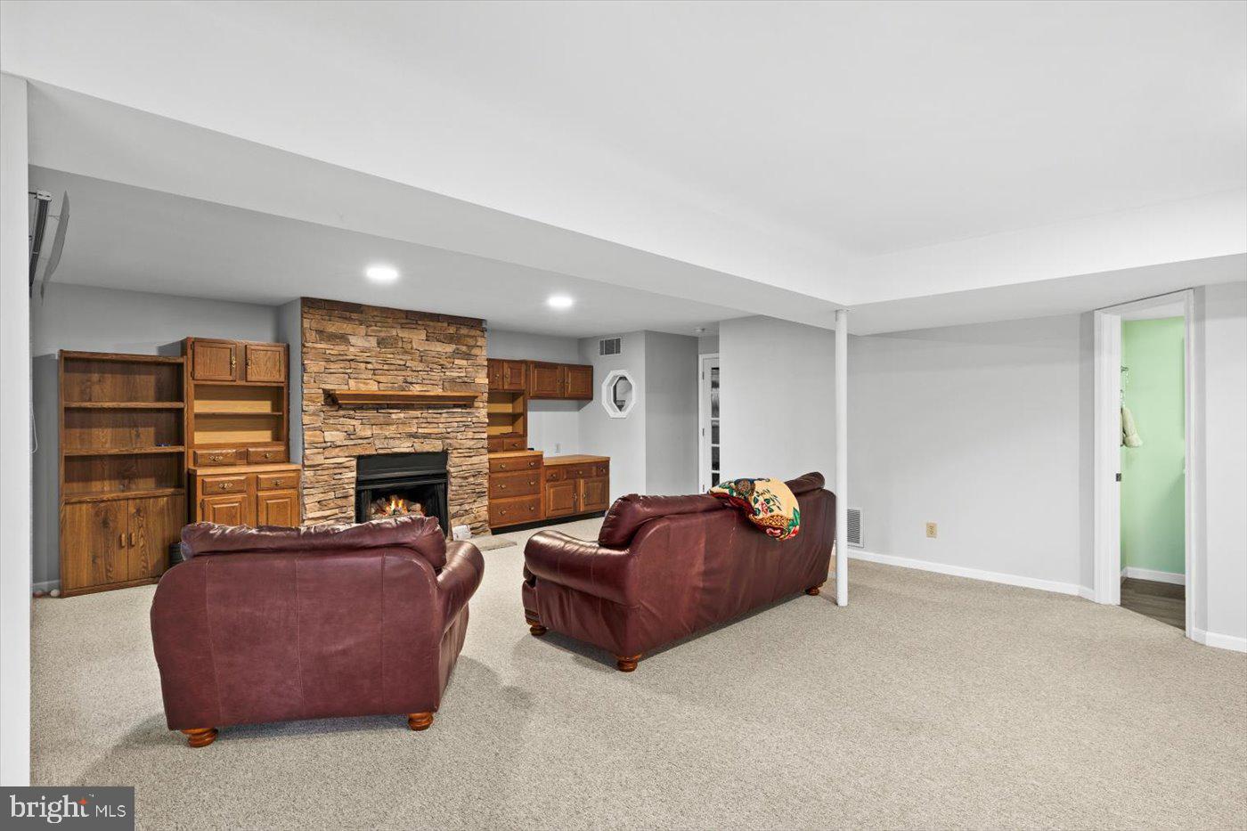 LAKE OF THE WOODS - Residential