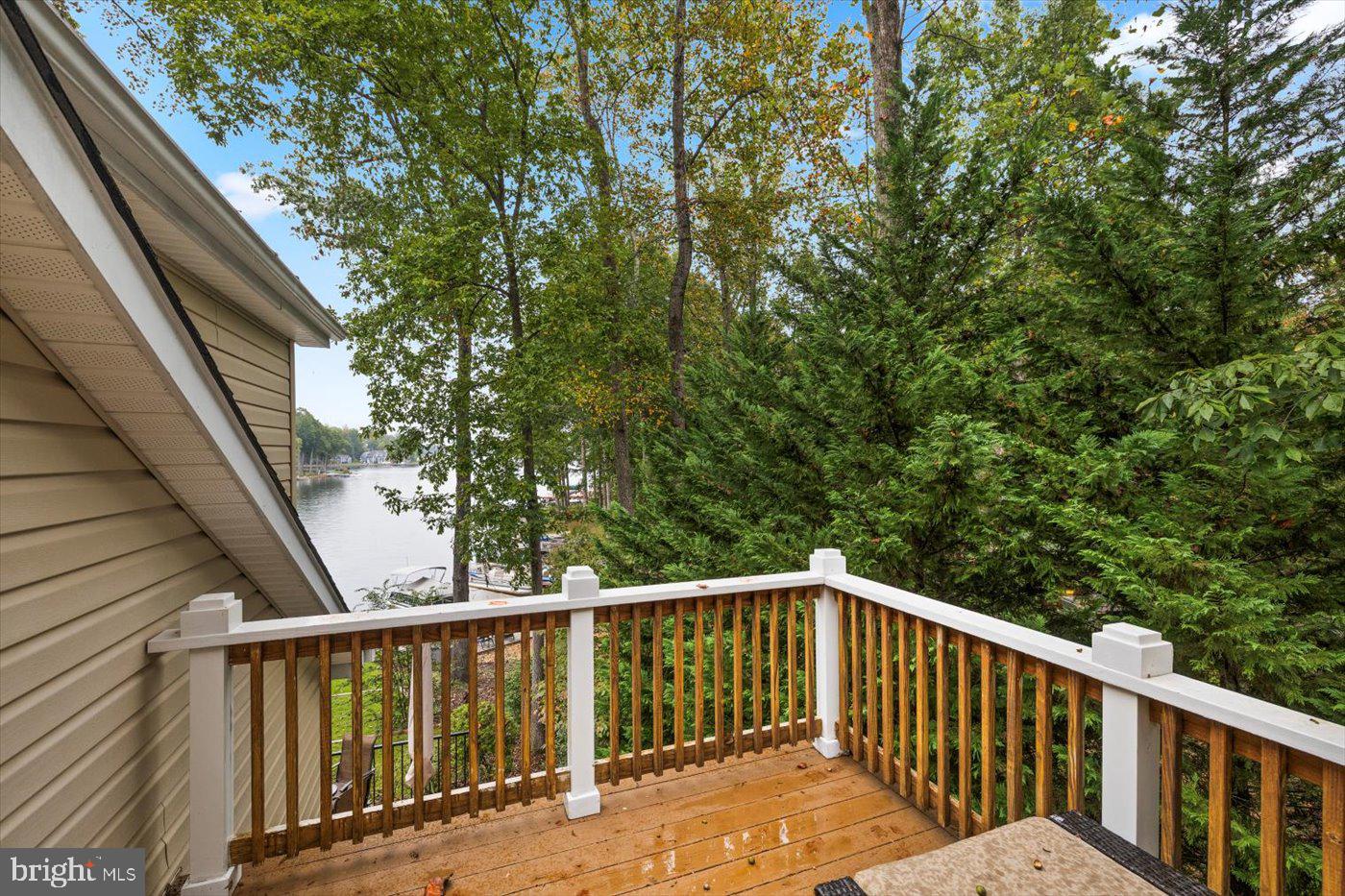 LAKE OF THE WOODS - Residential