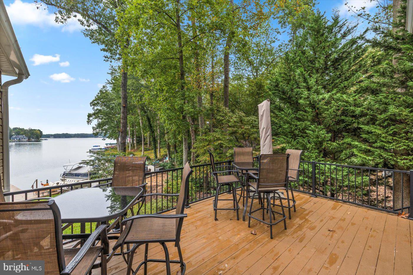 LAKE OF THE WOODS - Residential