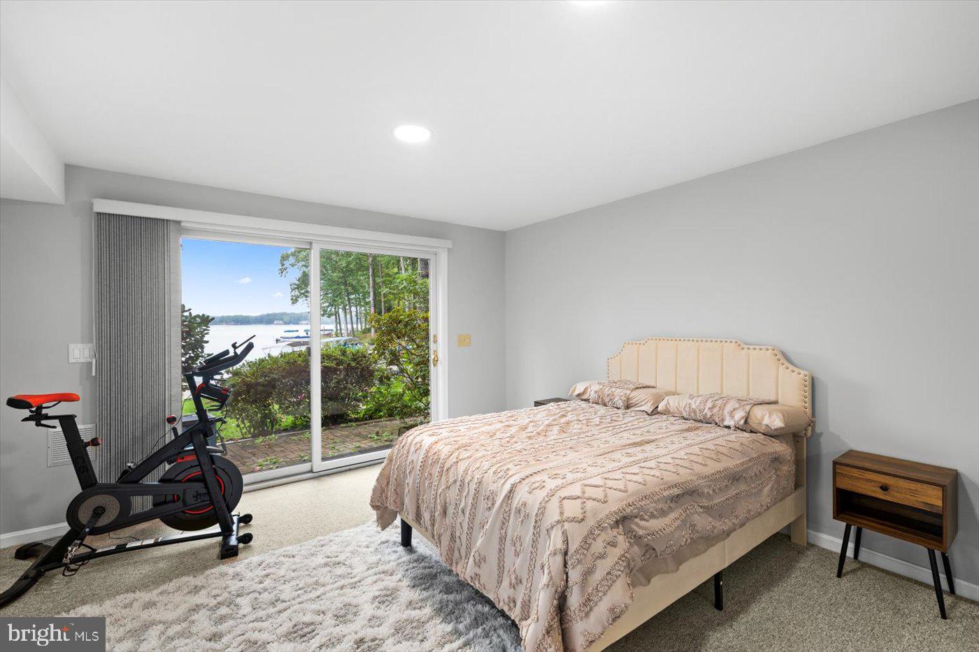 LAKE OF THE WOODS - Residential