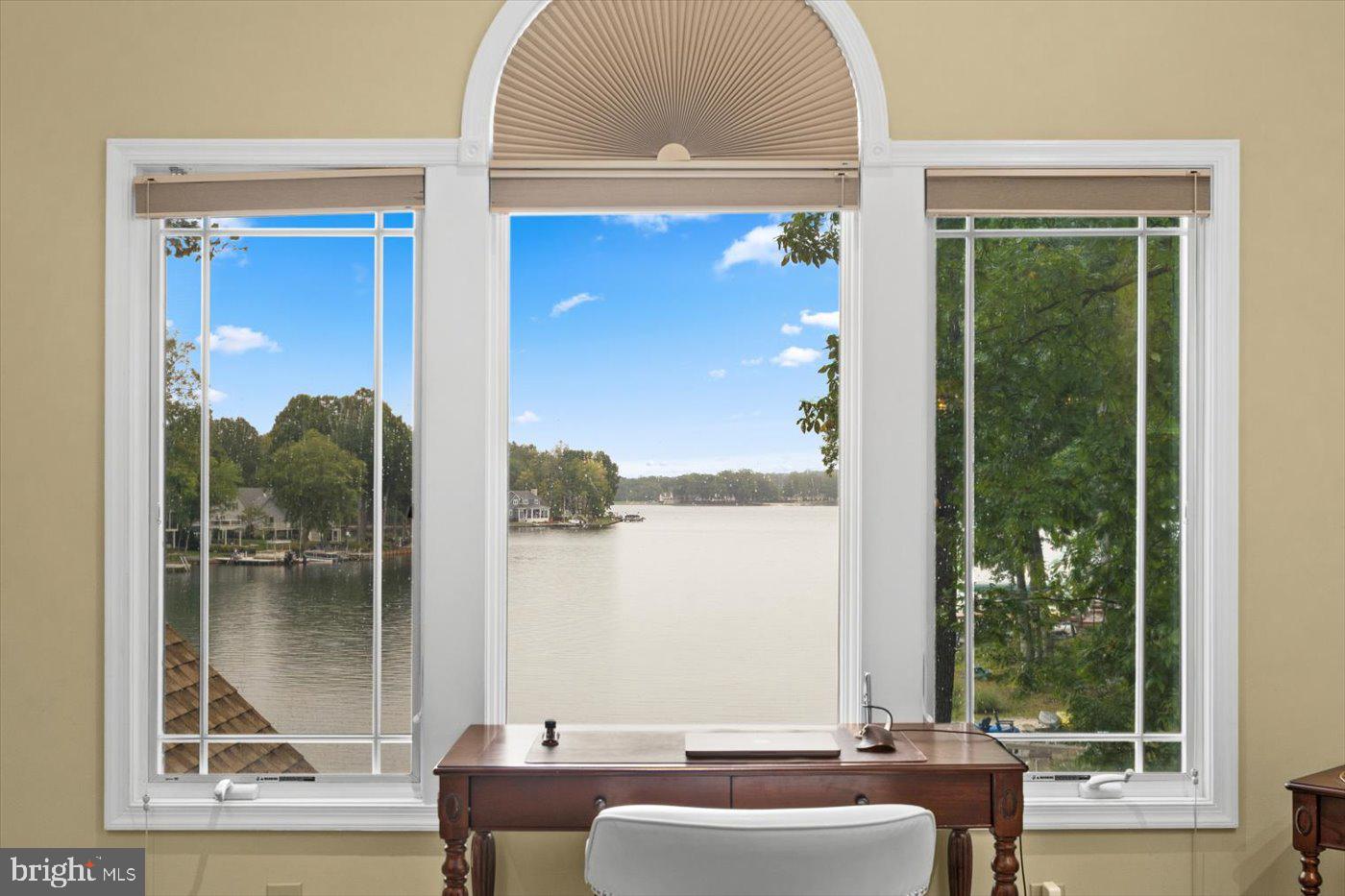 LAKE OF THE WOODS - Residential