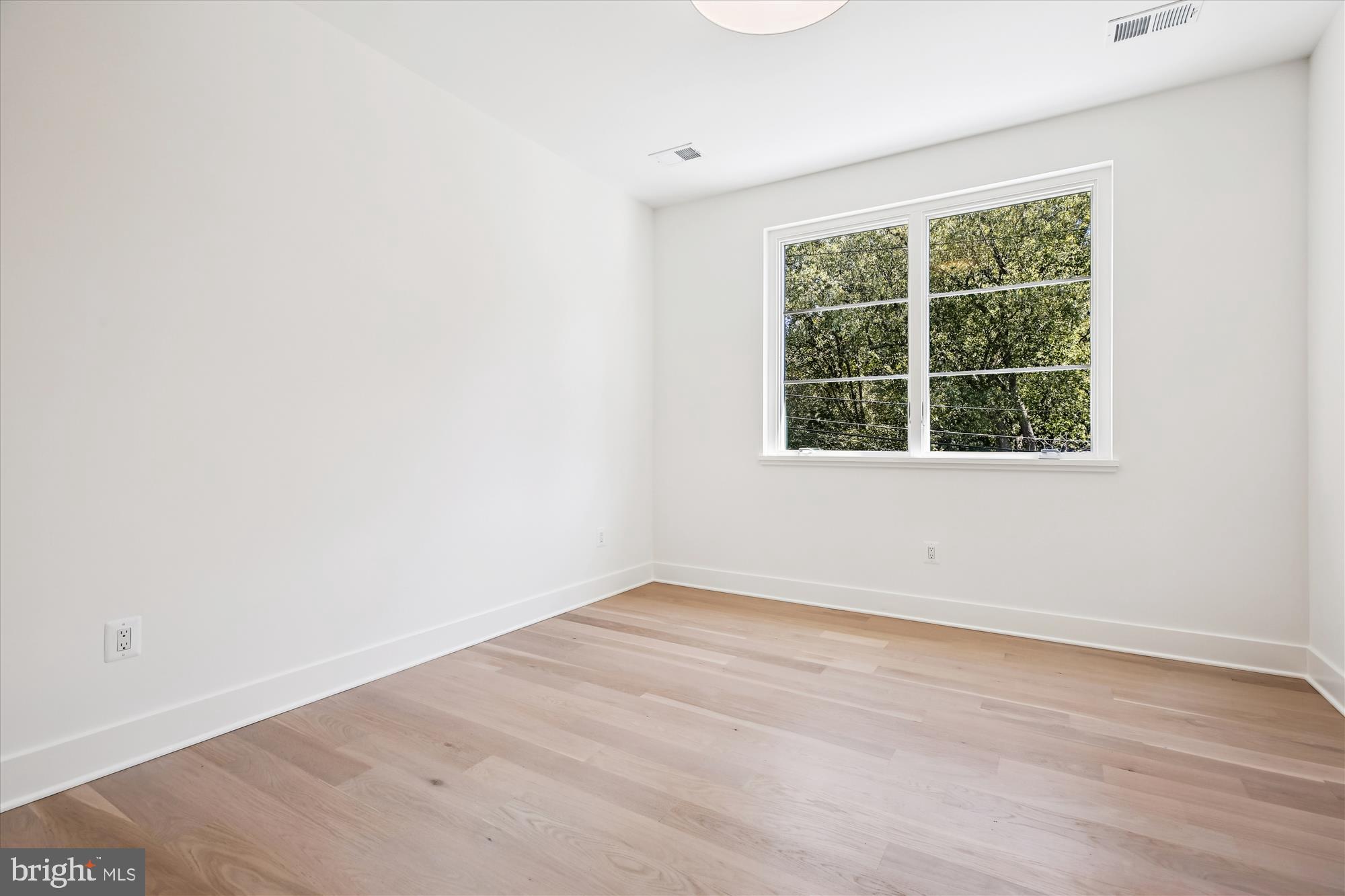 CABIN JOHN PARK - Residential