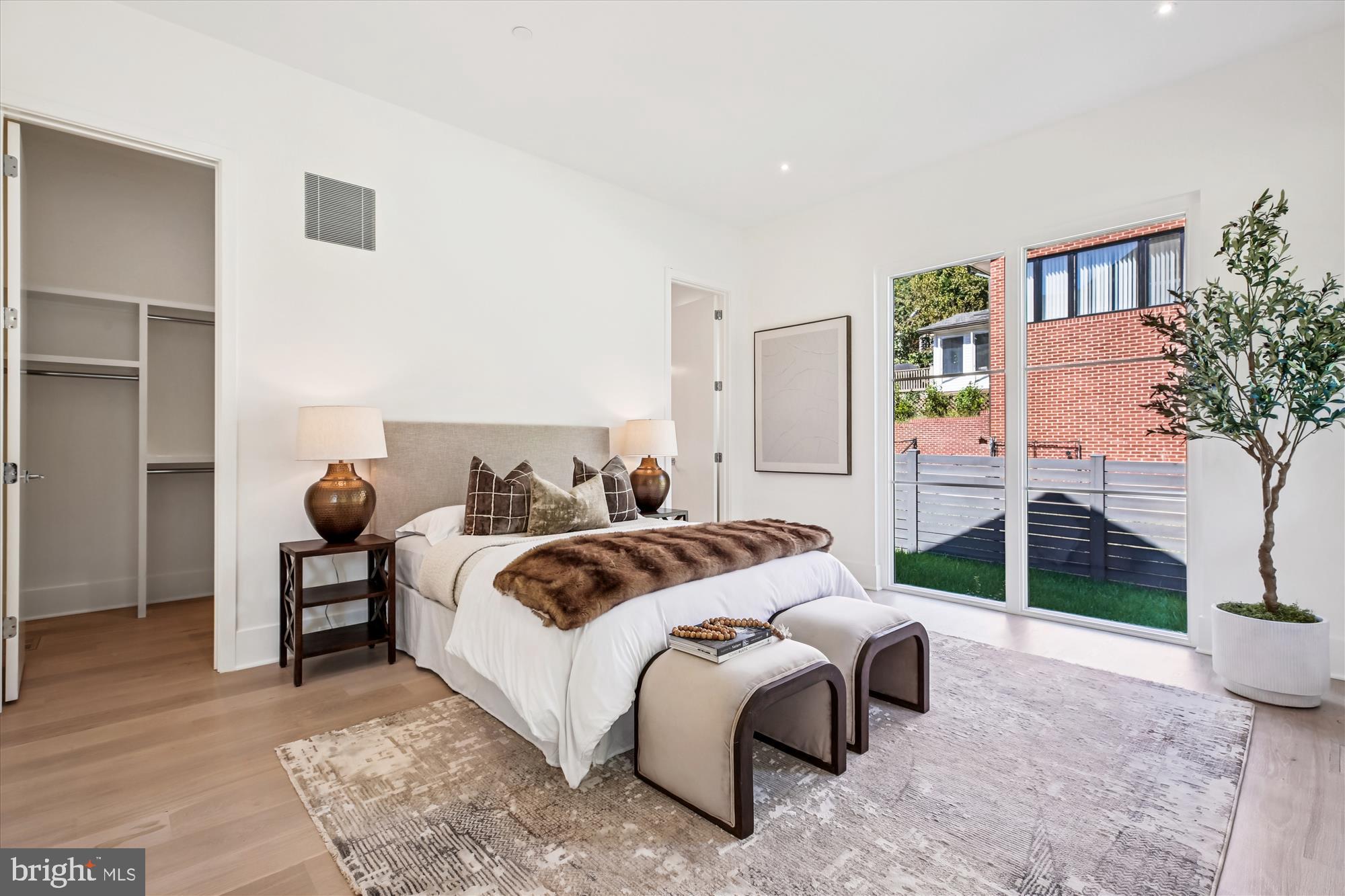 CABIN JOHN PARK - Residential