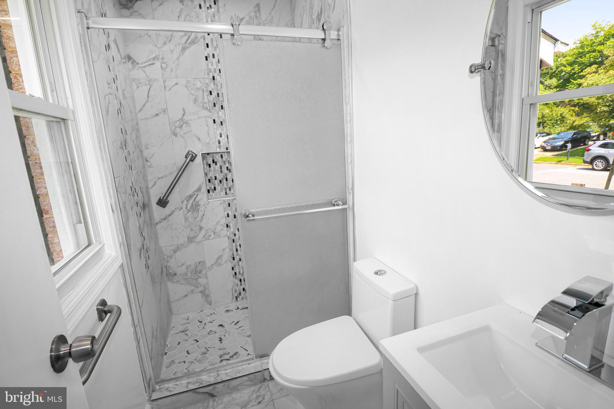 BRIGHTLEAF KNOLL - Residential