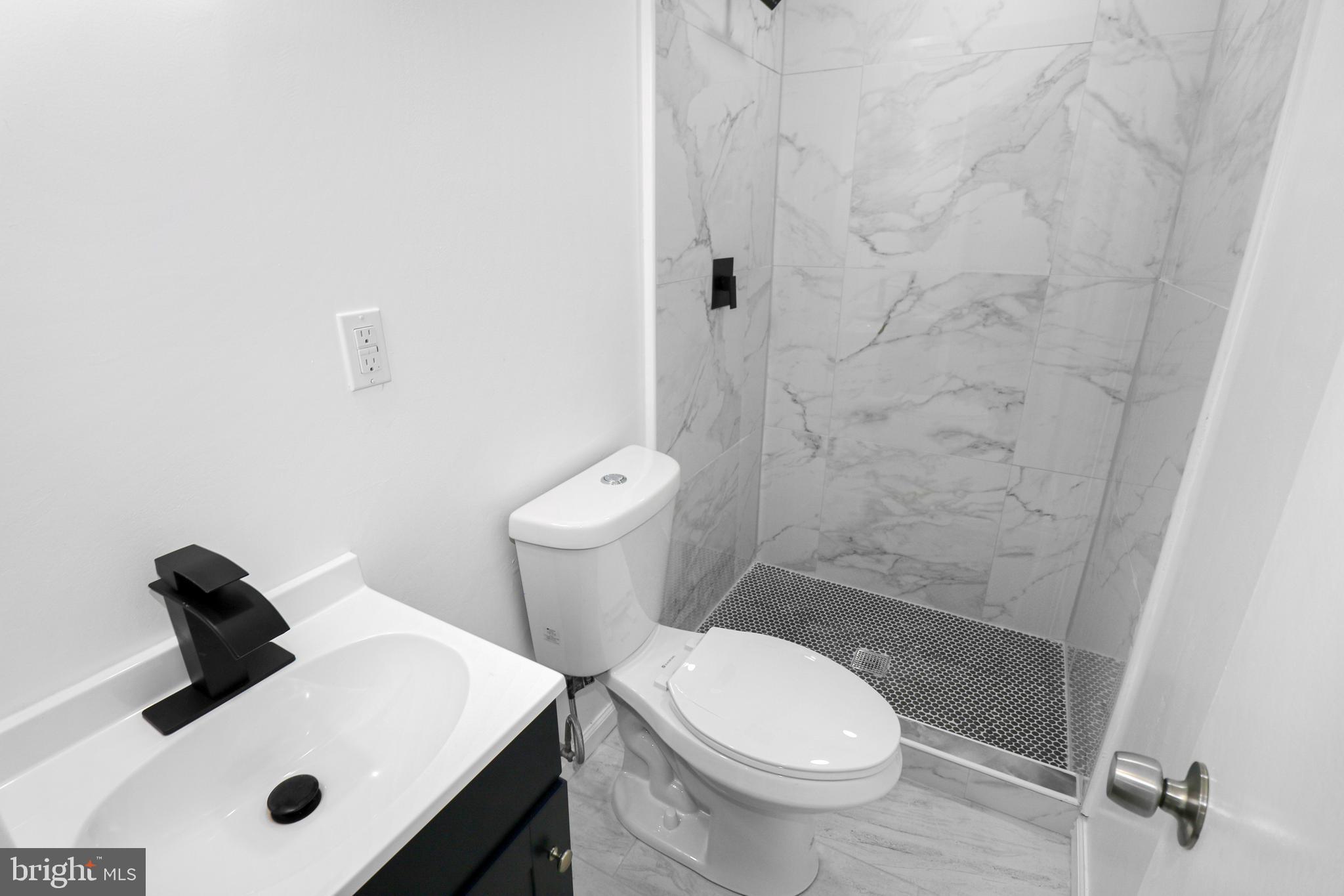 BRIGHTLEAF KNOLL - Residential