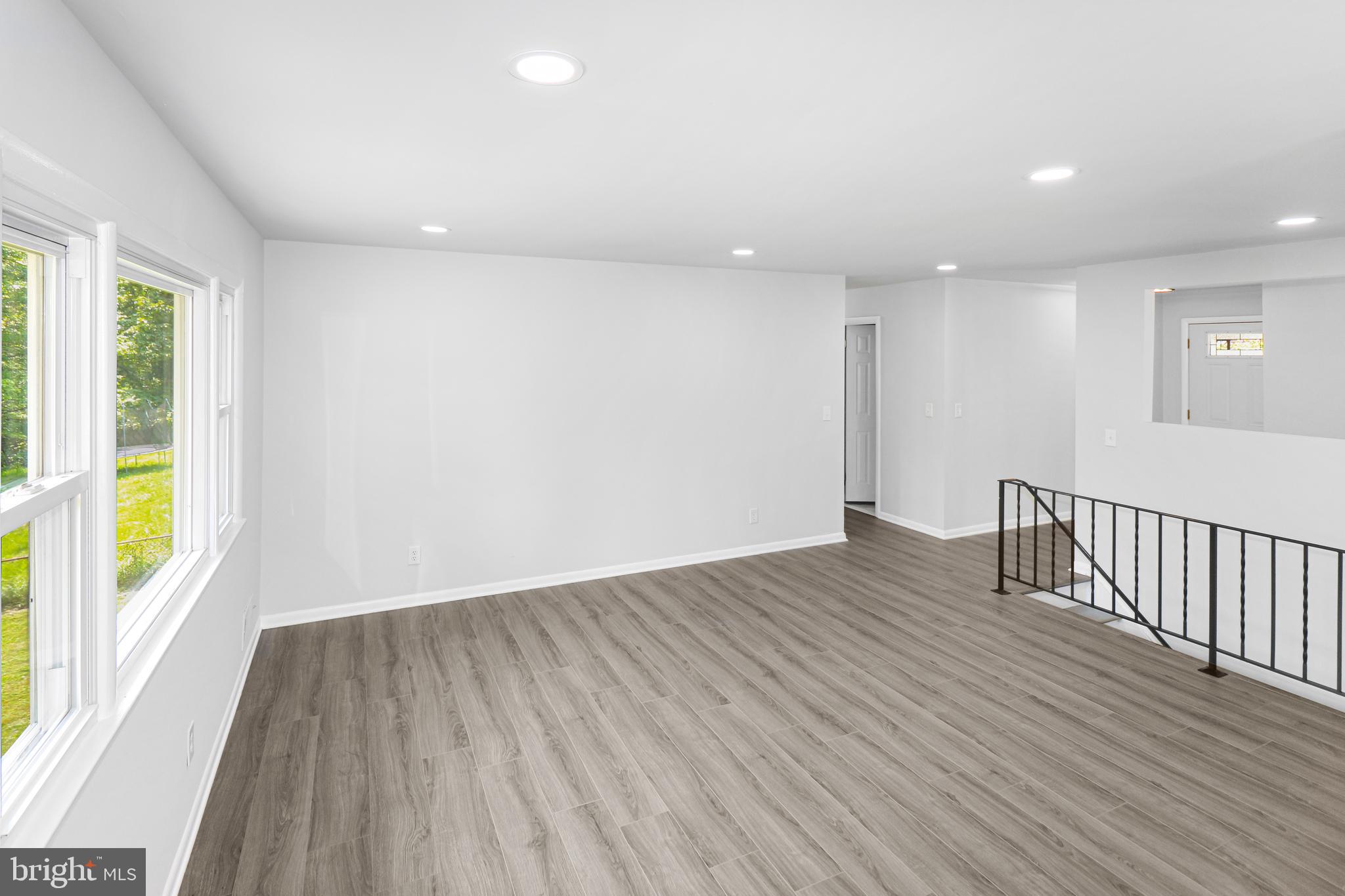 BRIGHTLEAF KNOLL - Residential