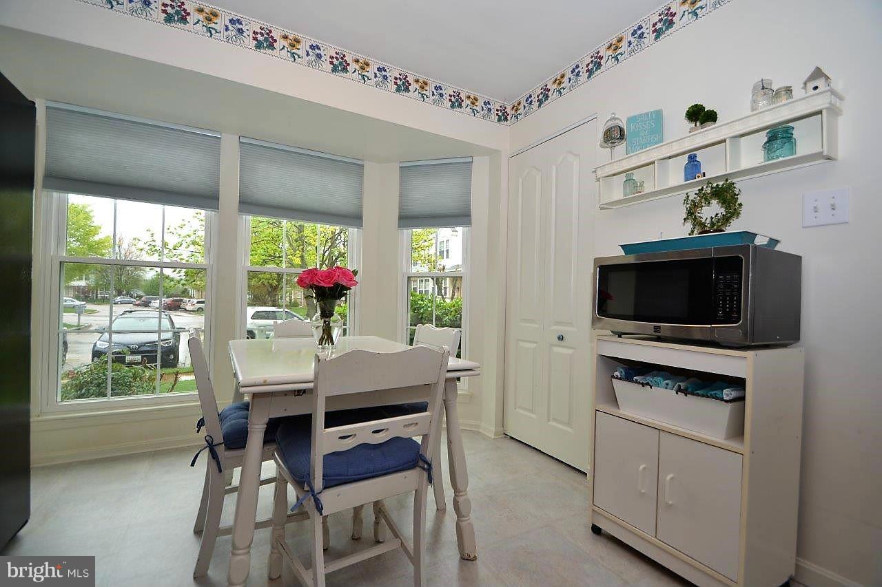 SUBURBIA - Residential