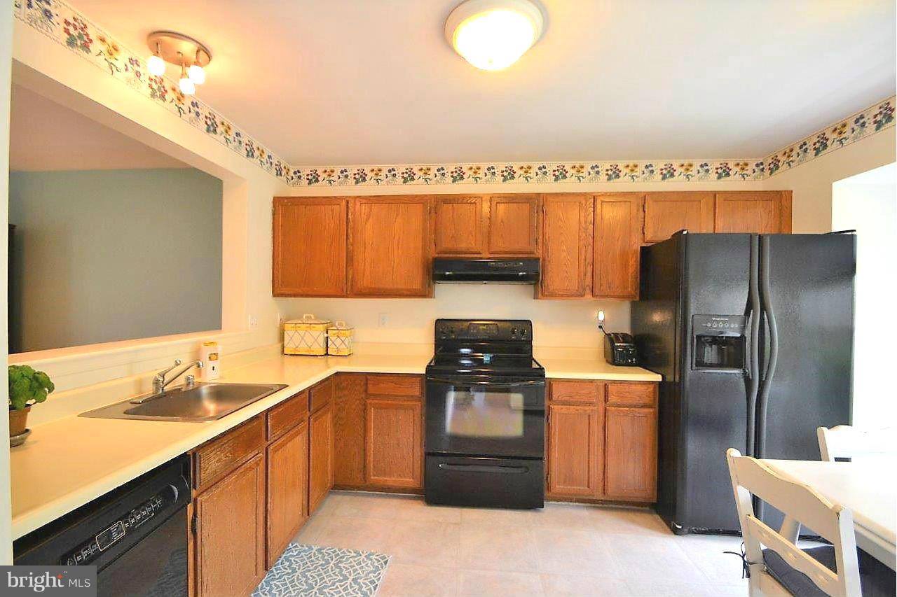 SUBURBIA - Residential