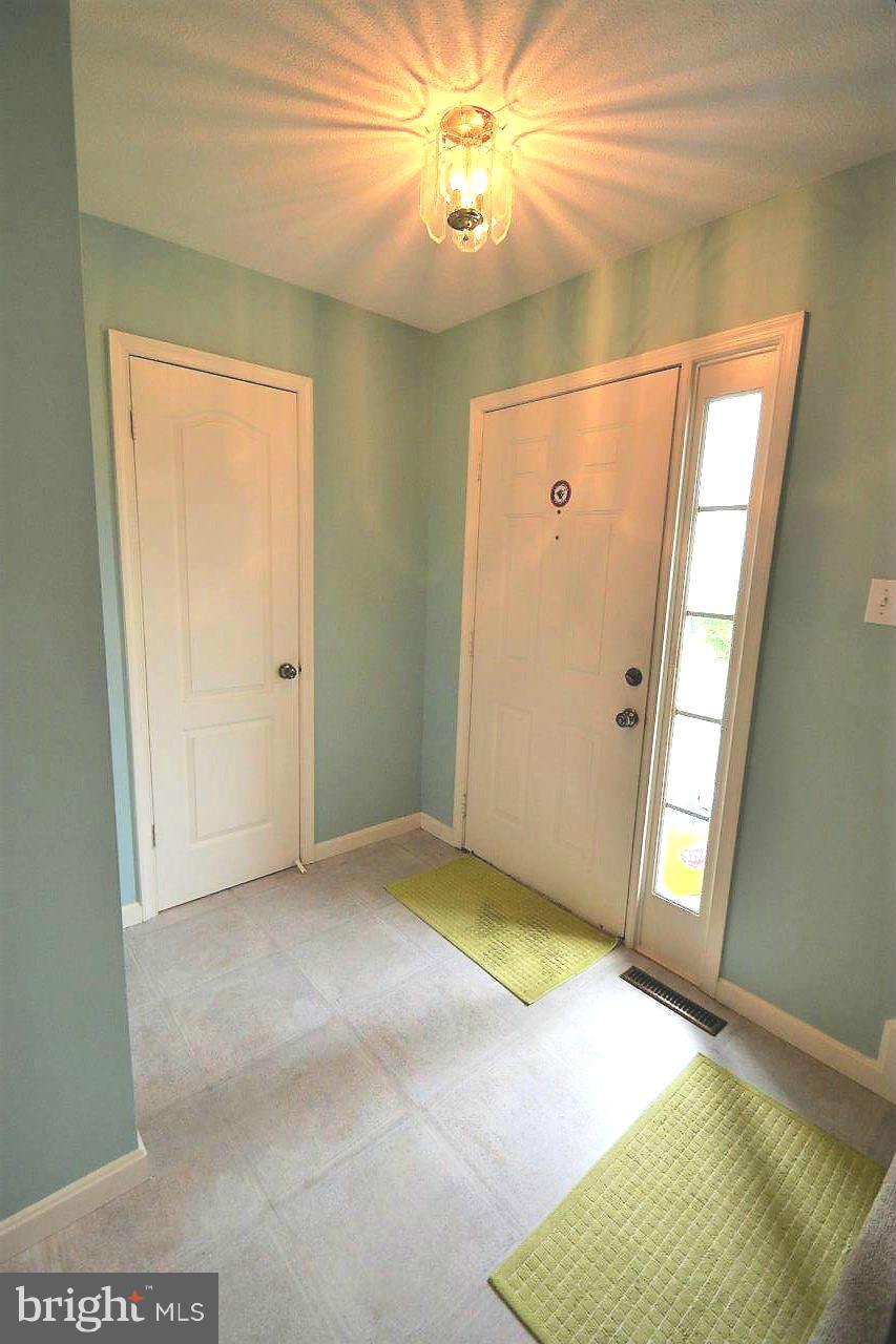 SUBURBIA - Residential