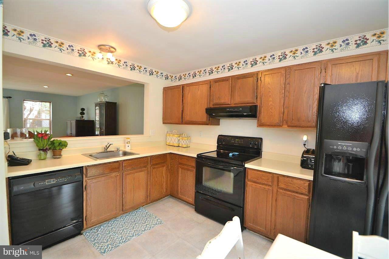 SUBURBIA - Residential