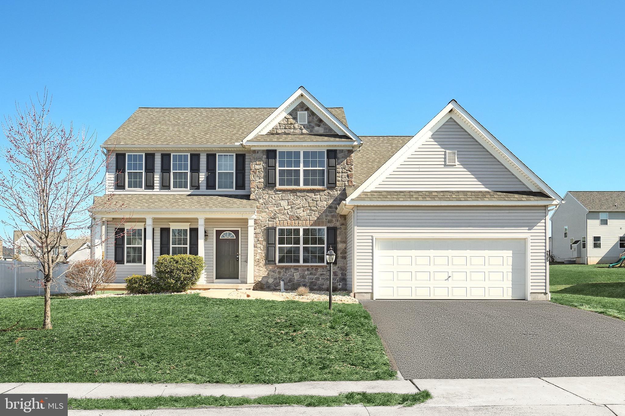 ROLLING MEADOWS - Residential