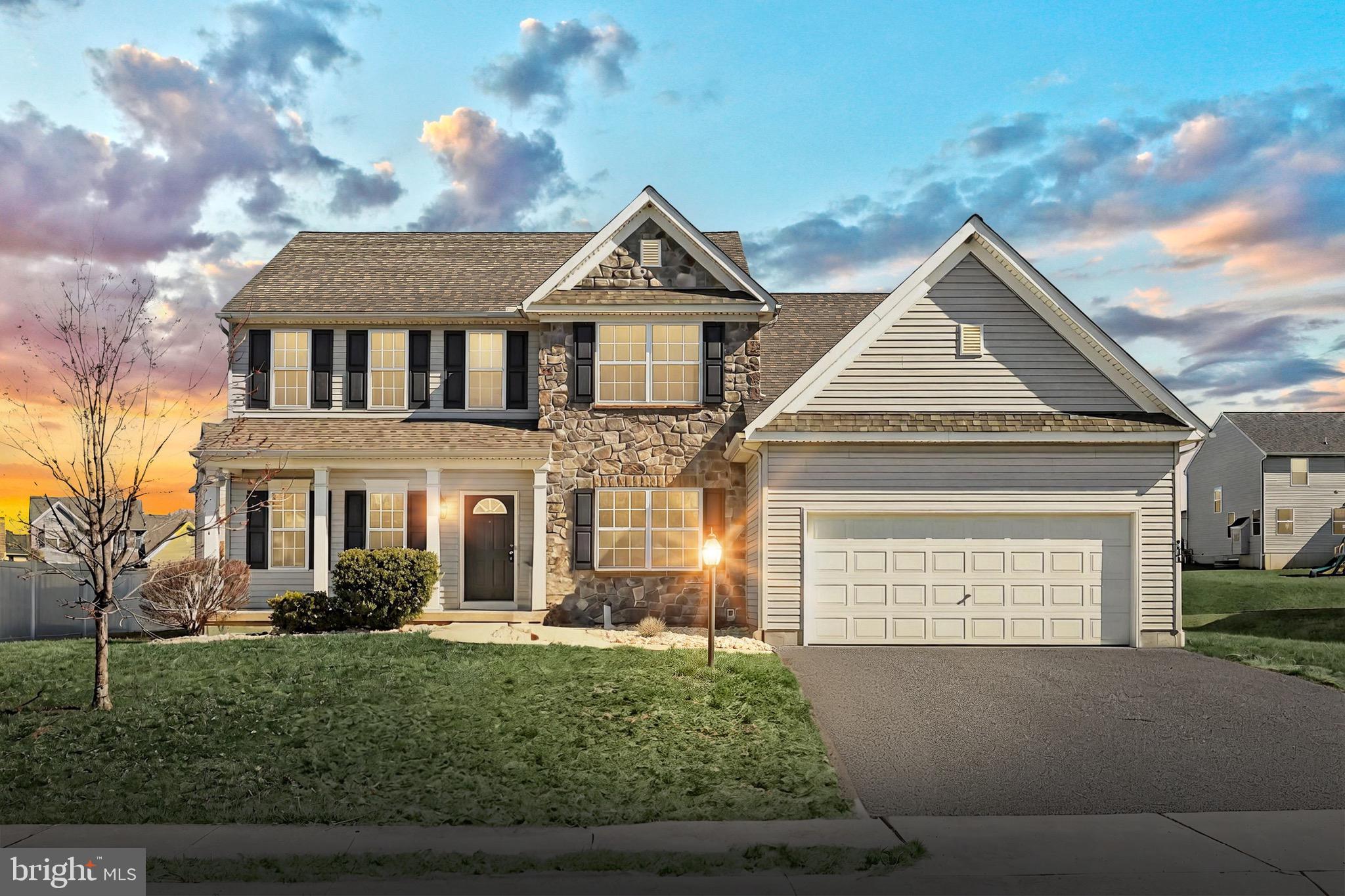 ROLLING MEADOWS - Residential