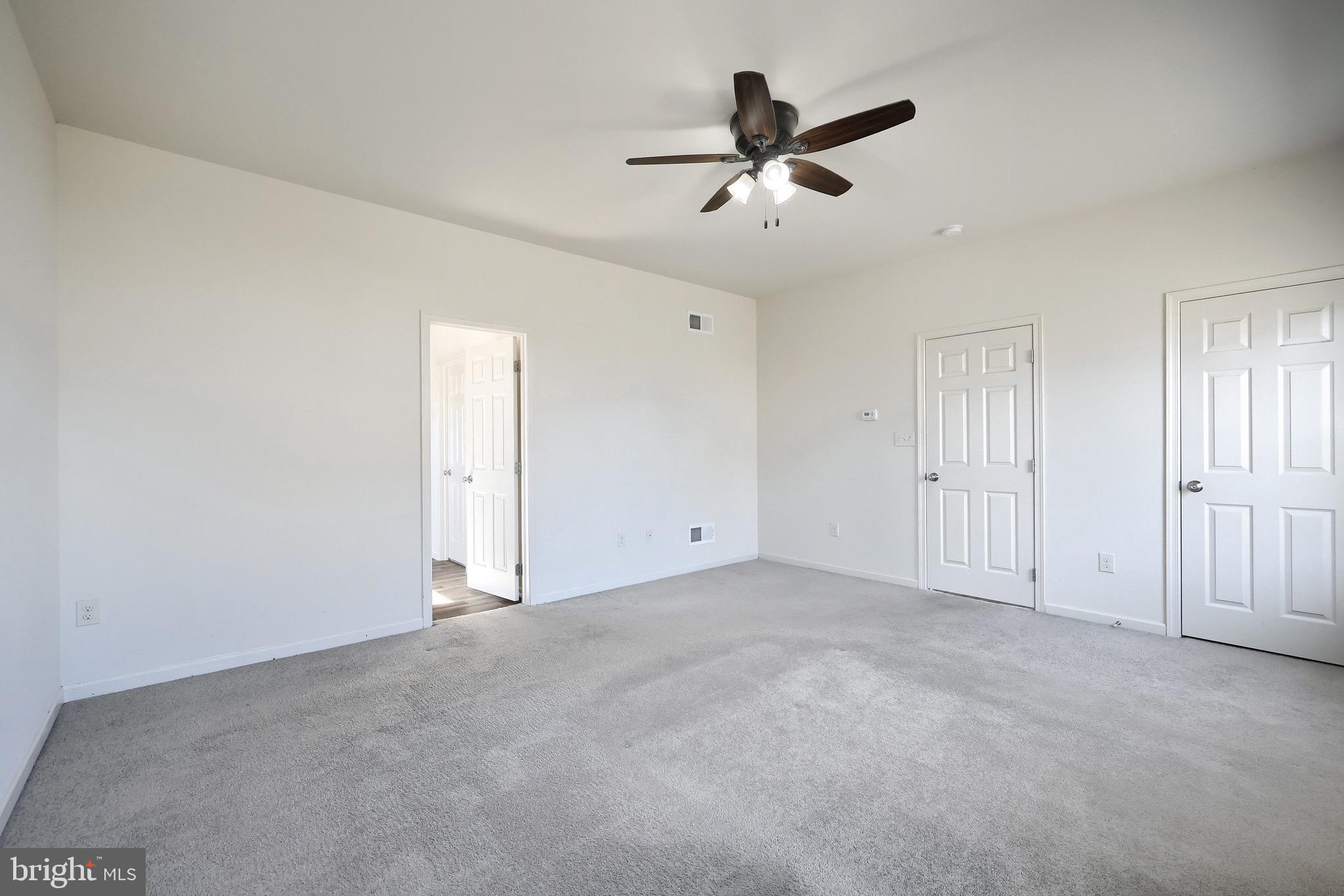 ROLLING MEADOWS - Residential