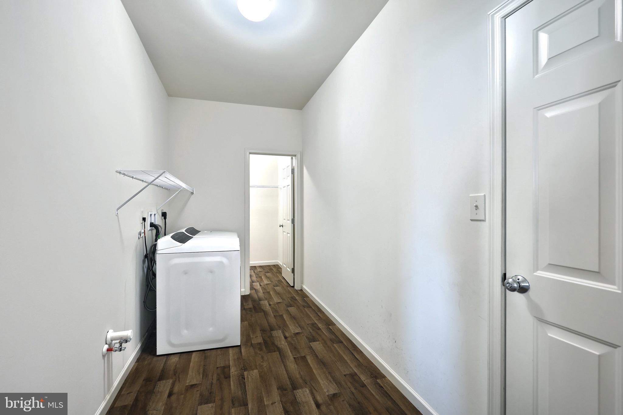 ROLLING MEADOWS - Residential