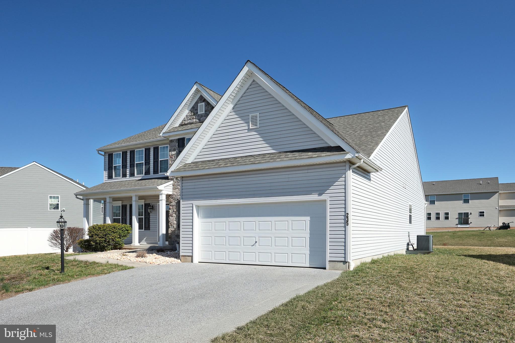 ROLLING MEADOWS - Residential