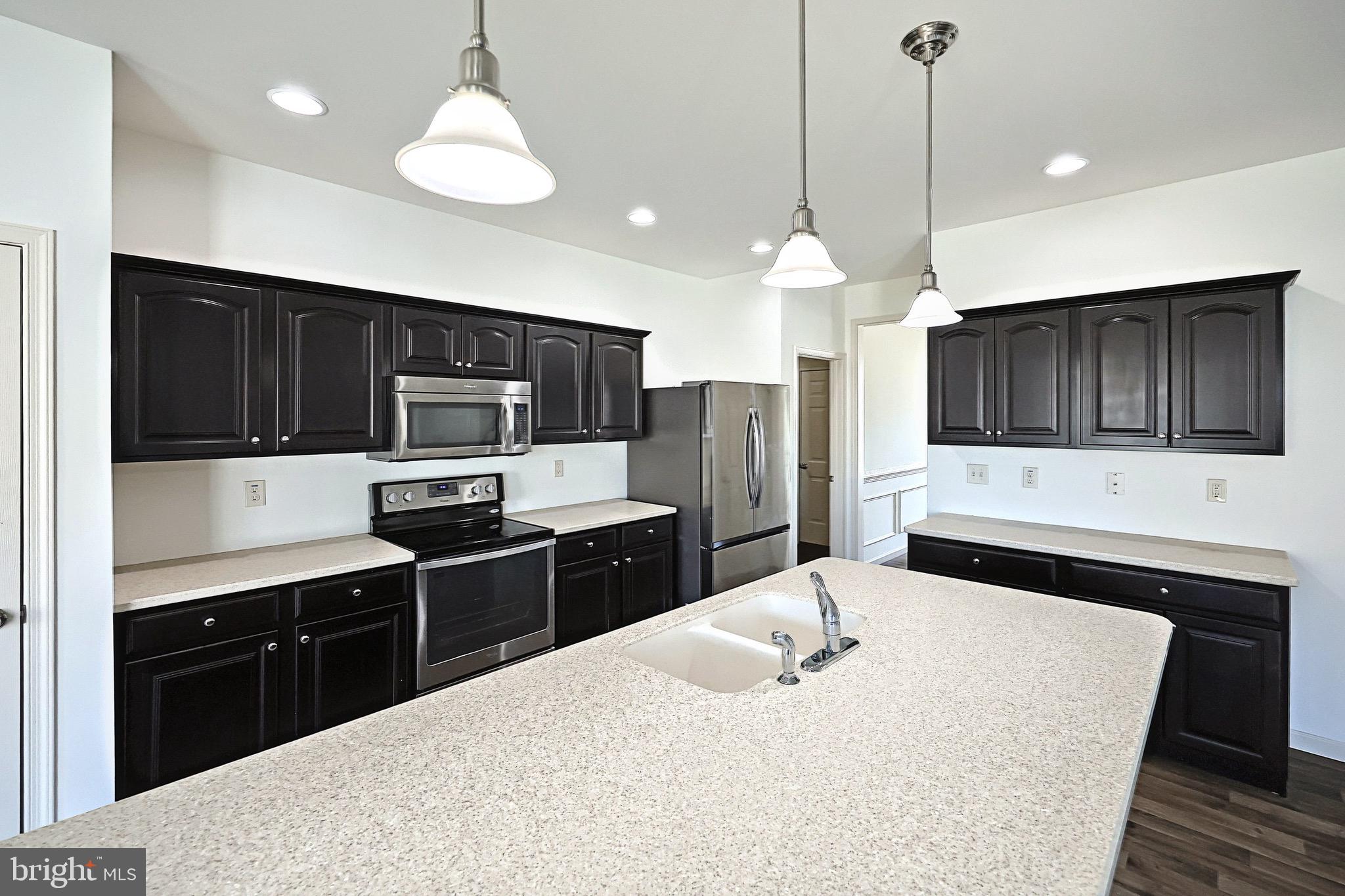 ROLLING MEADOWS - Residential