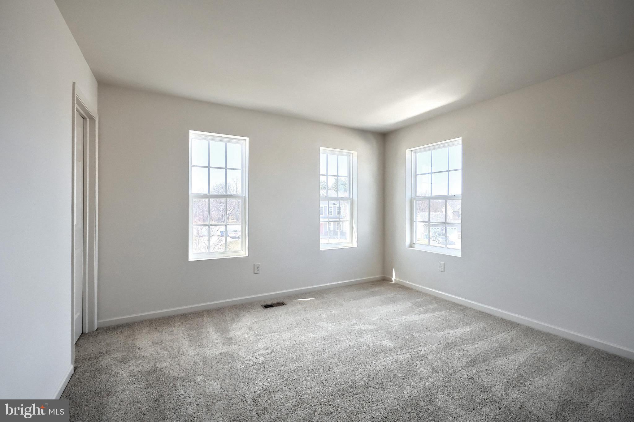 ROLLING MEADOWS - Residential