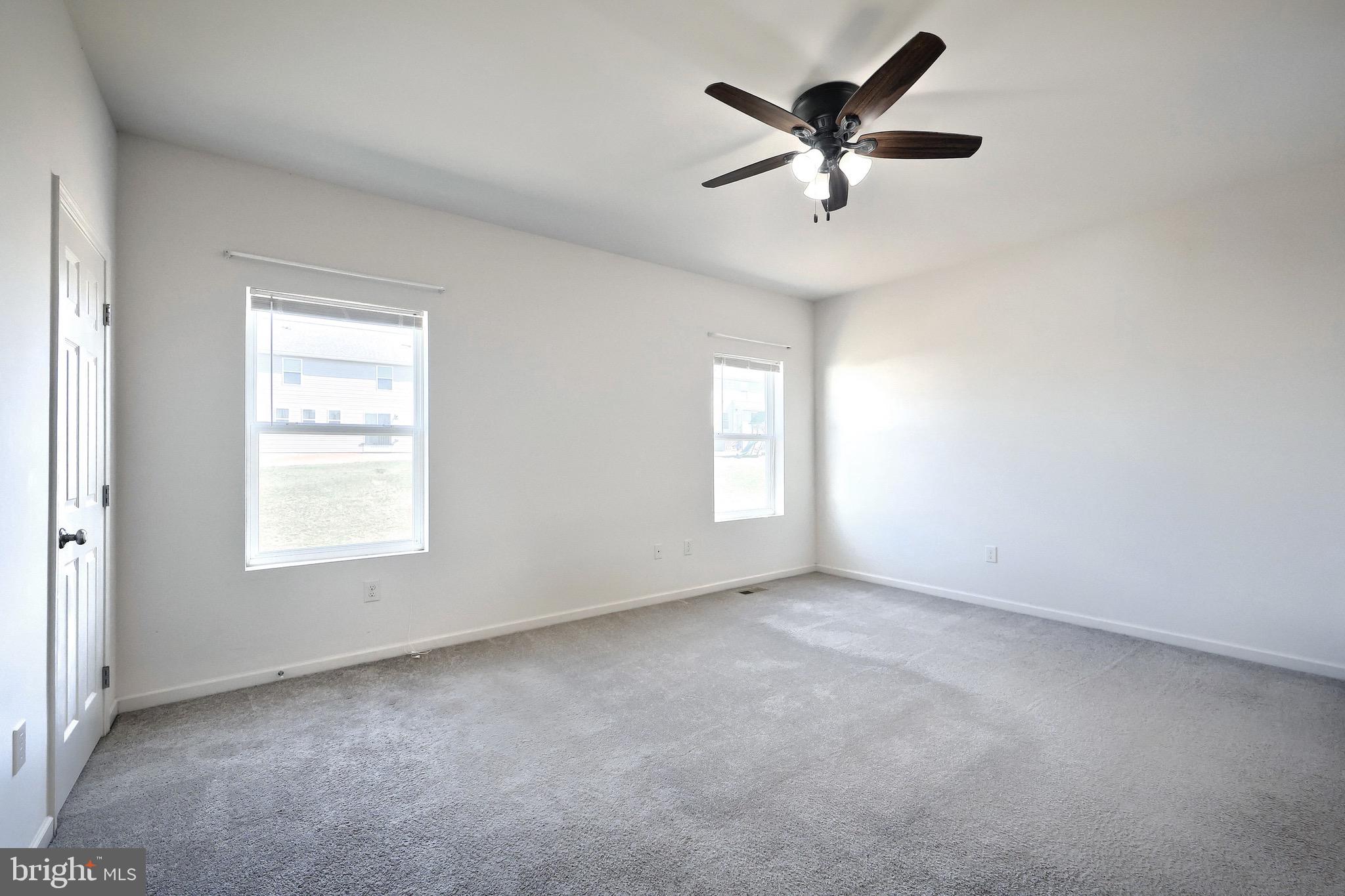 ROLLING MEADOWS - Residential