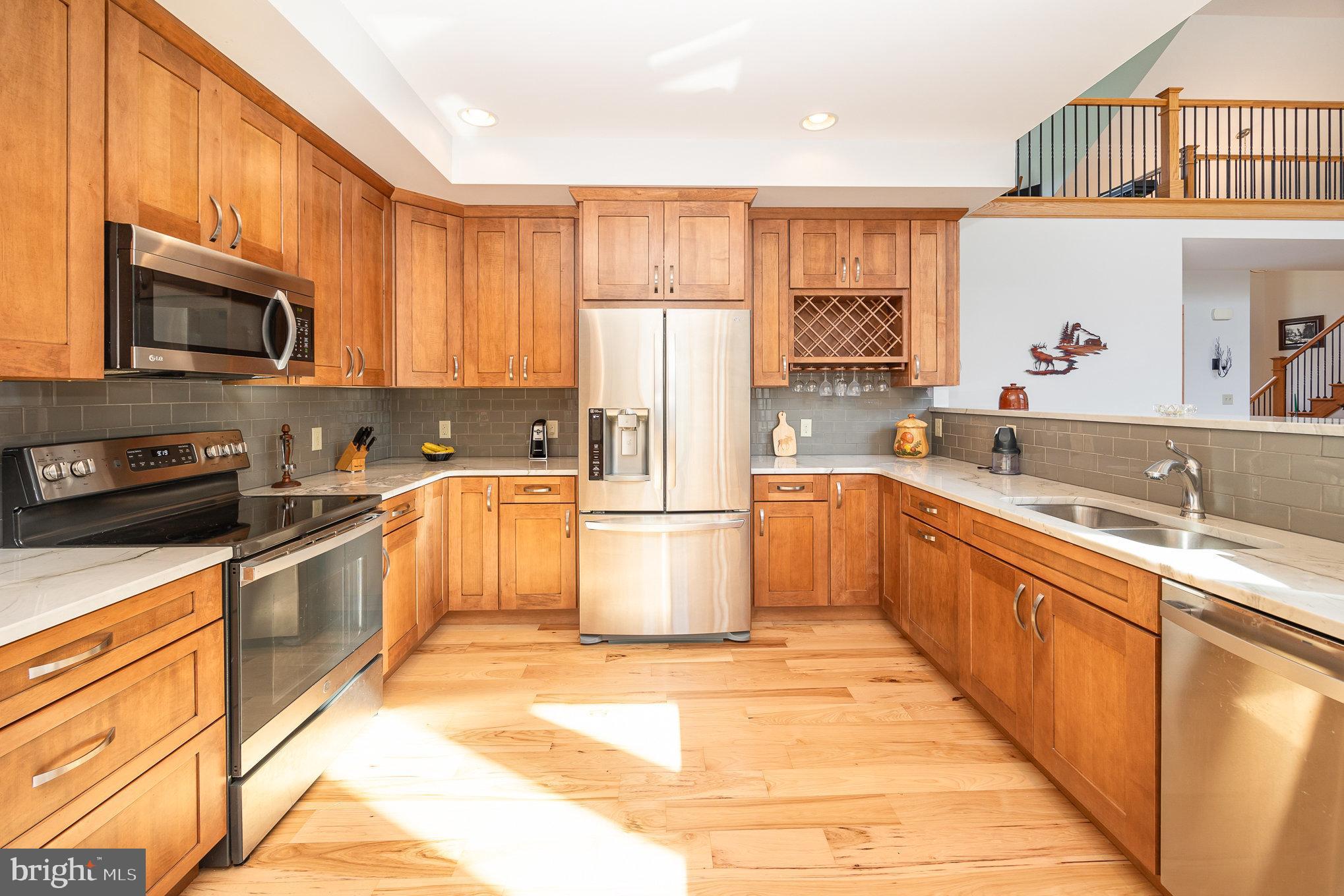 STONE CREEK ESTATES - Residential