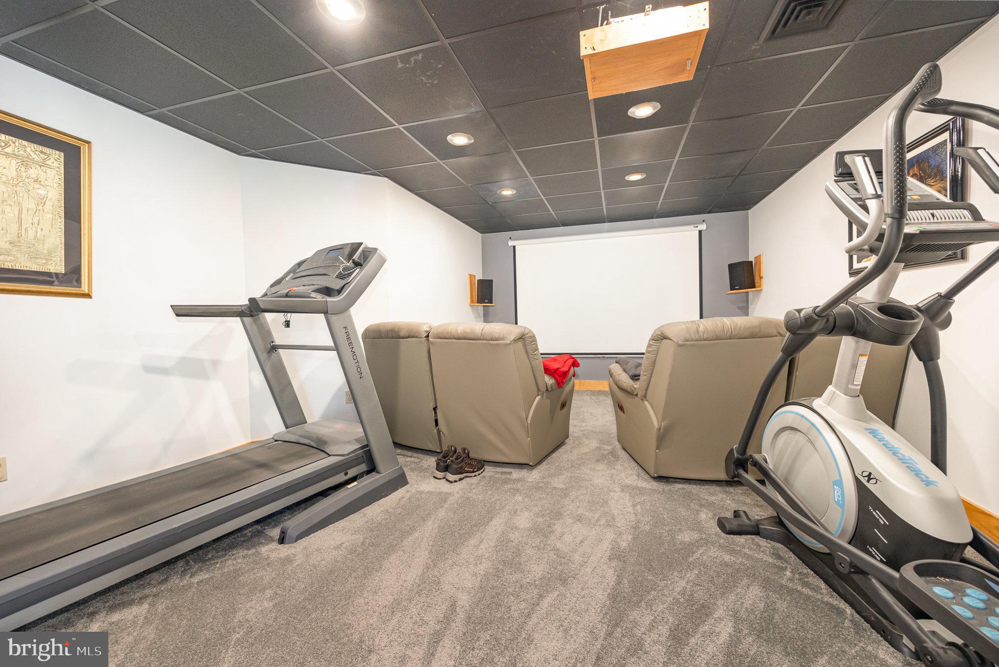 STONE CREEK ESTATES - Residential