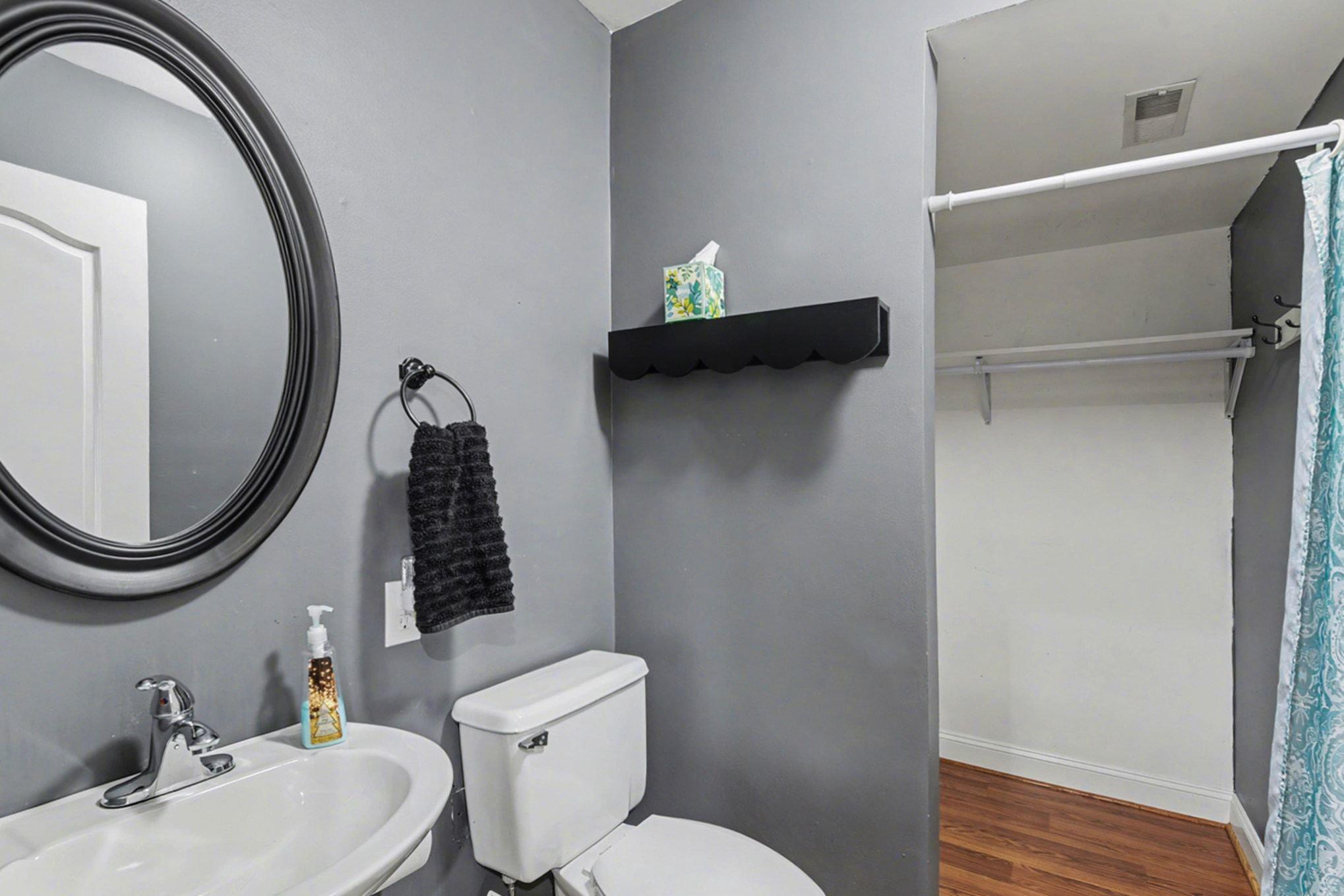 WESTMINSTER ELECTION DISTRICT - Residential