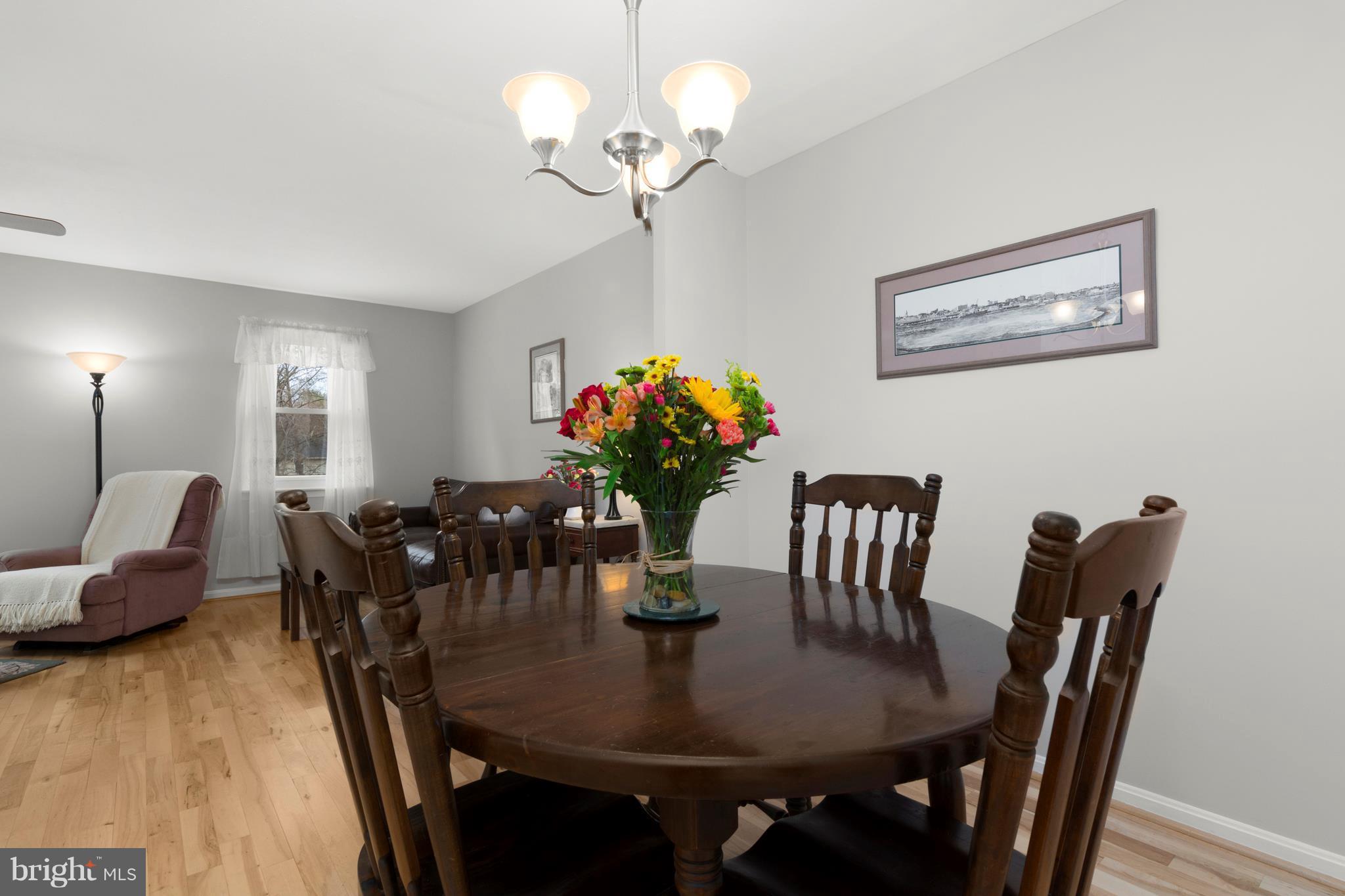 ULMSTEAD GARDENS - Residential