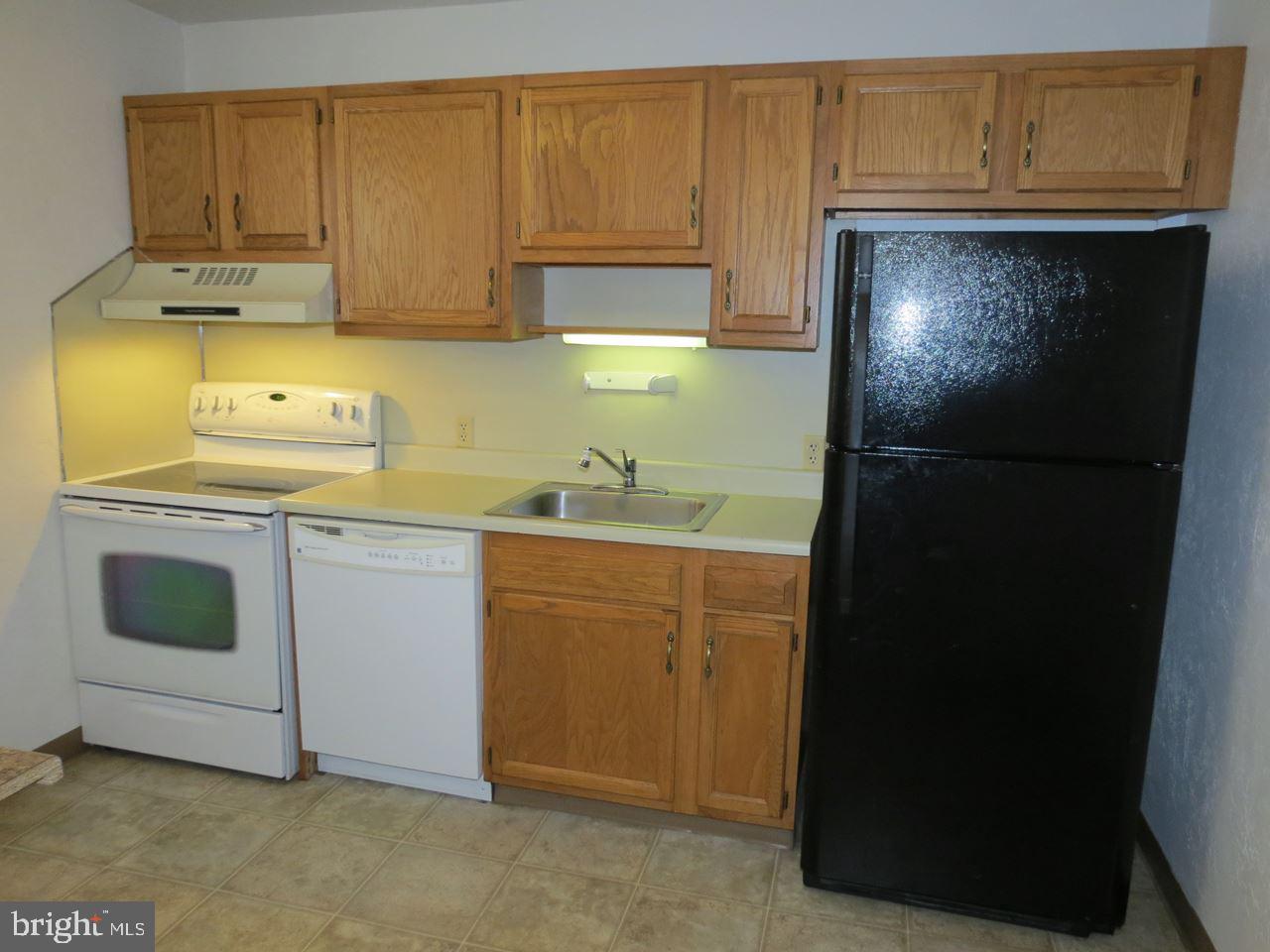 WESTGATE MANOR - Residential