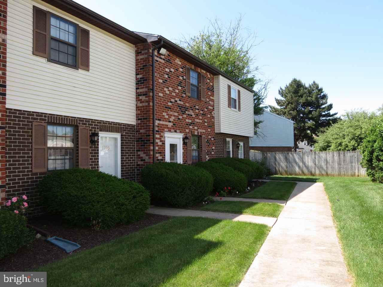 WESTGATE MANOR - Residential