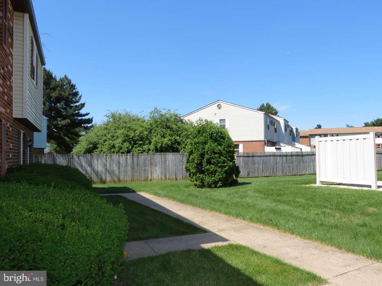 WESTGATE MANOR - Residential