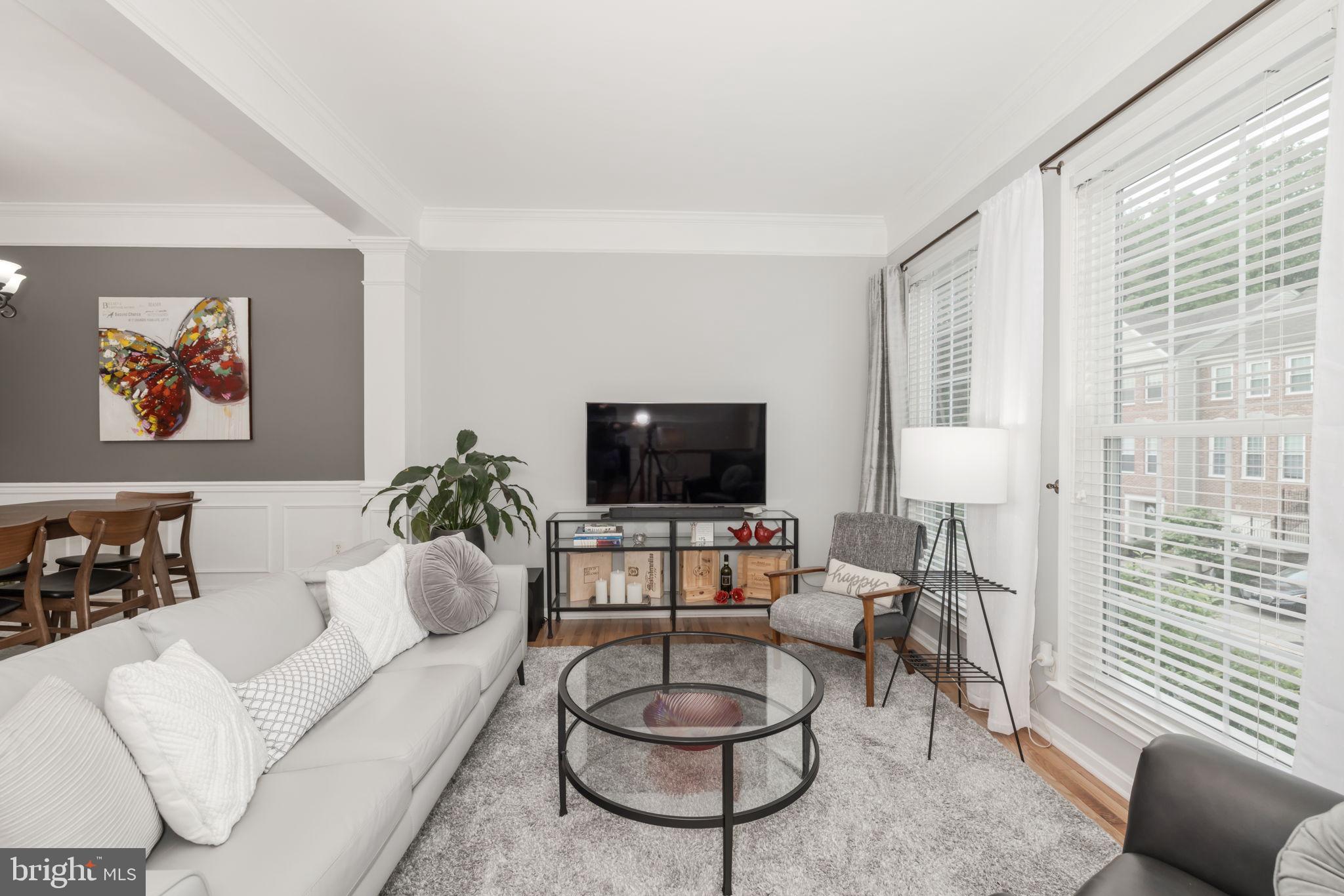 ISLAND CREEK - Residential