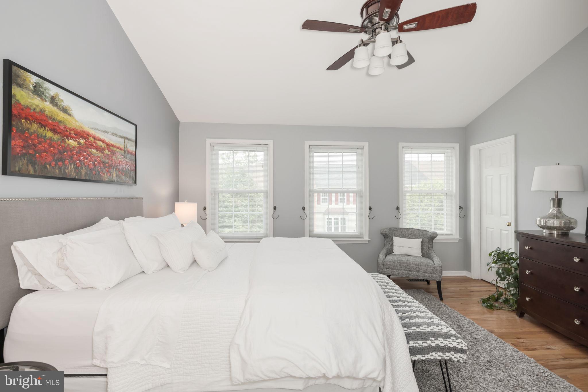 ISLAND CREEK - Residential