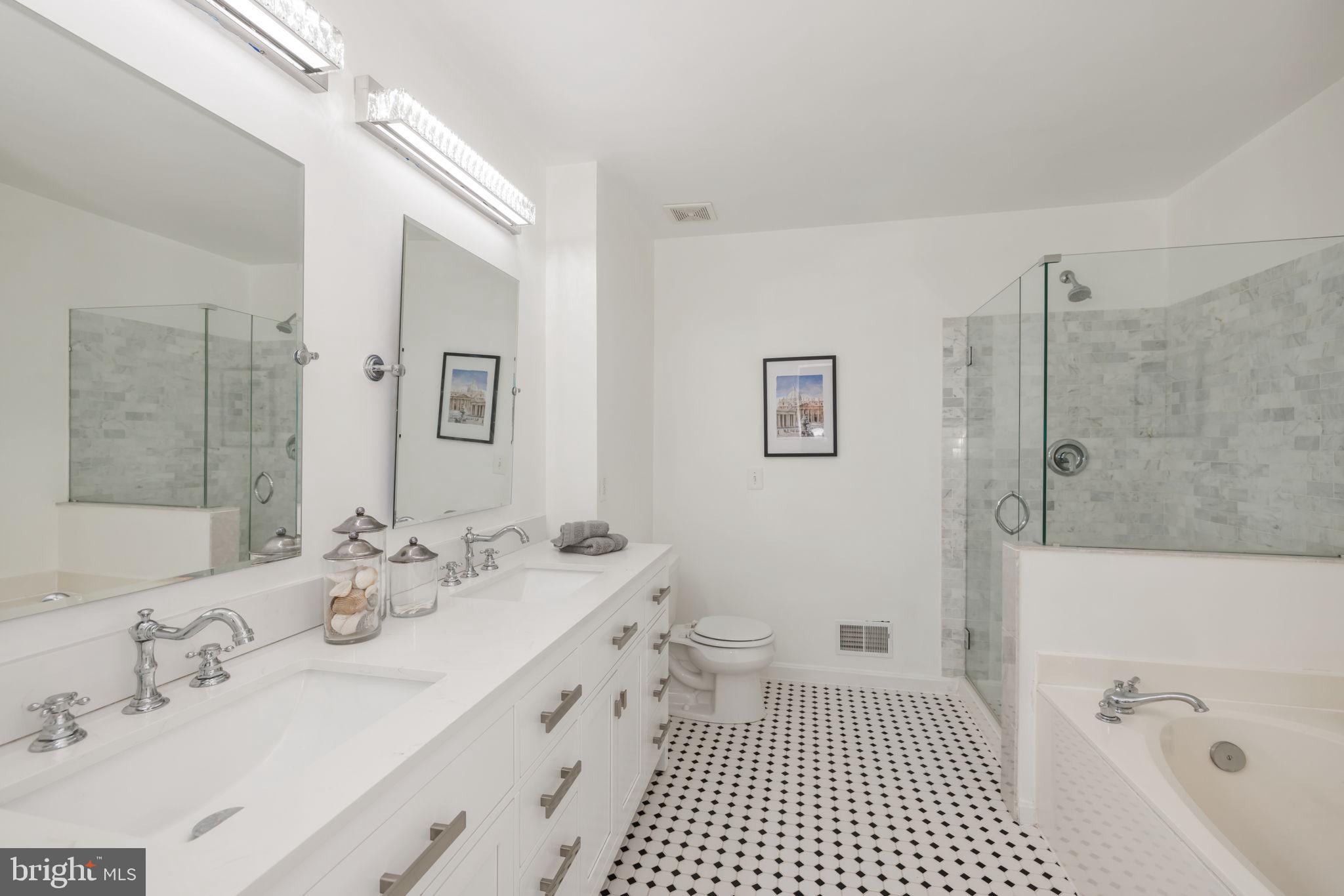 ISLAND CREEK - Residential