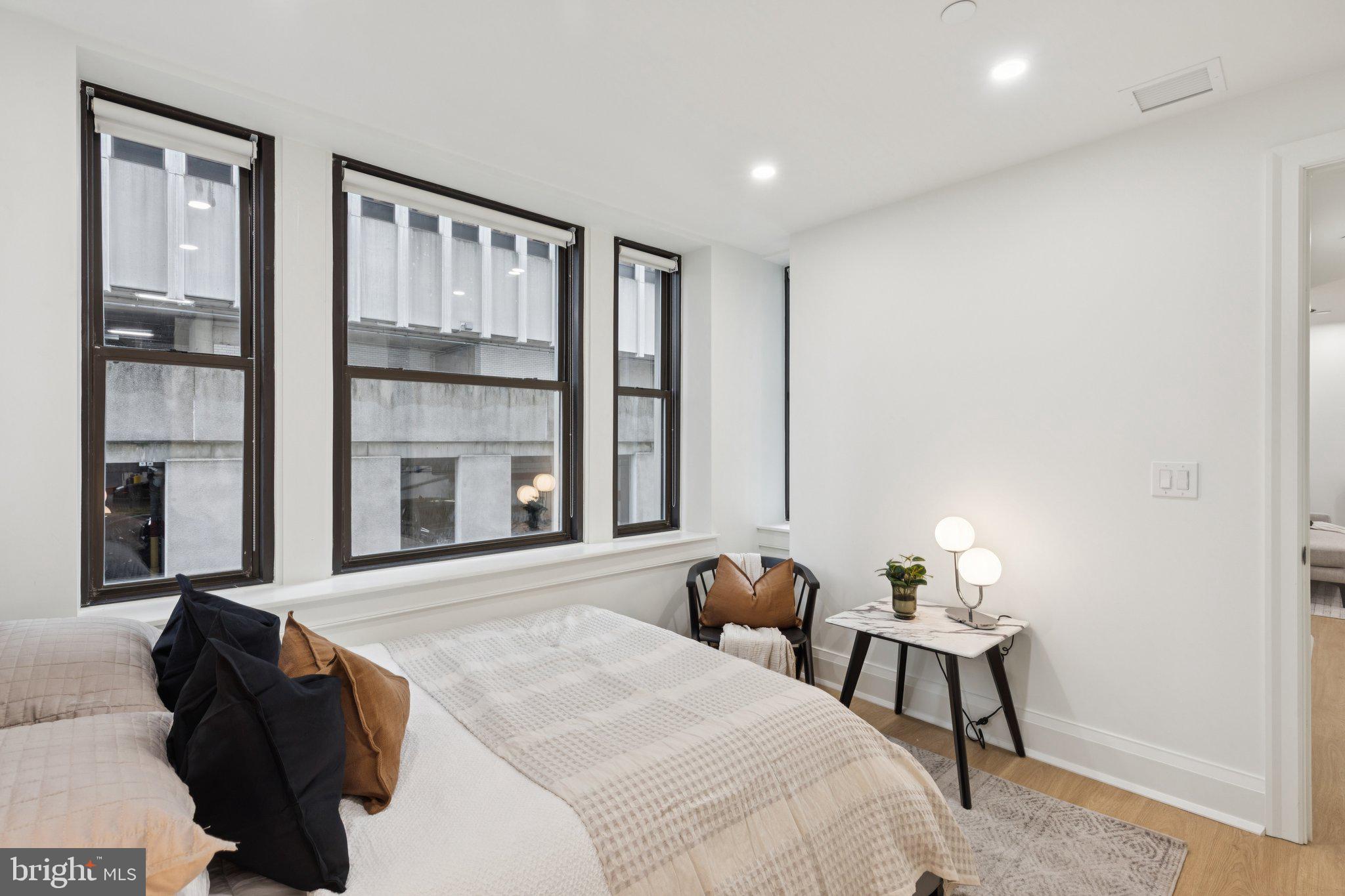 RITTENHOUSE SQUARE - Residential Lease