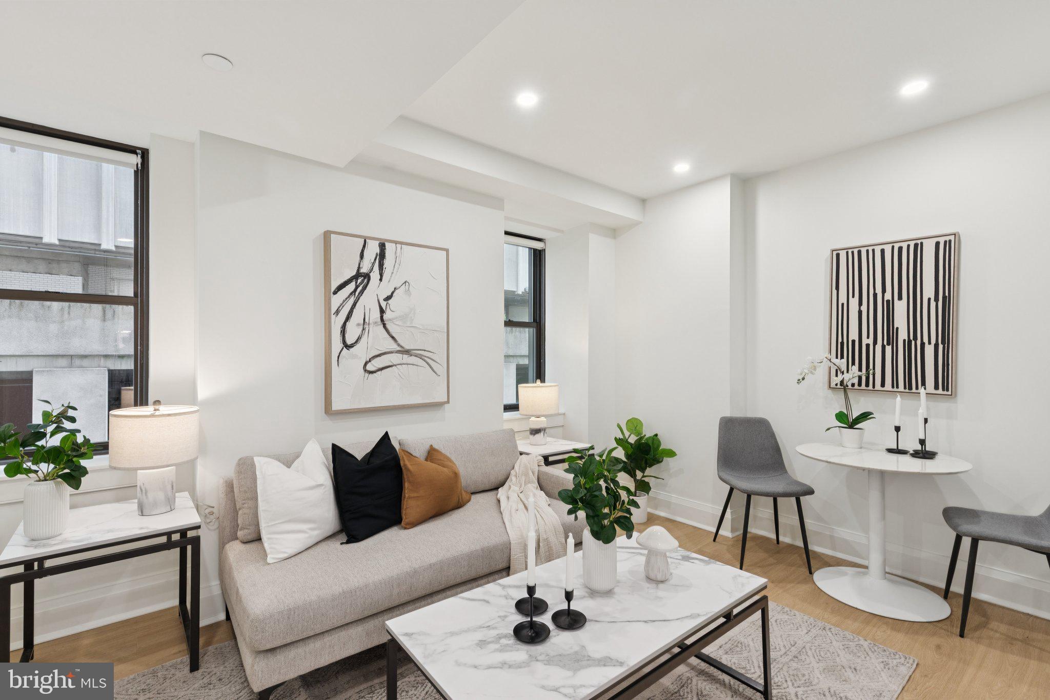 RITTENHOUSE SQUARE - Residential Lease